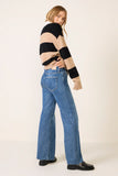 Anessa 31 w Raw Hem Wide Leg Jean