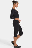 ButterCloud Capri Leggings in Black