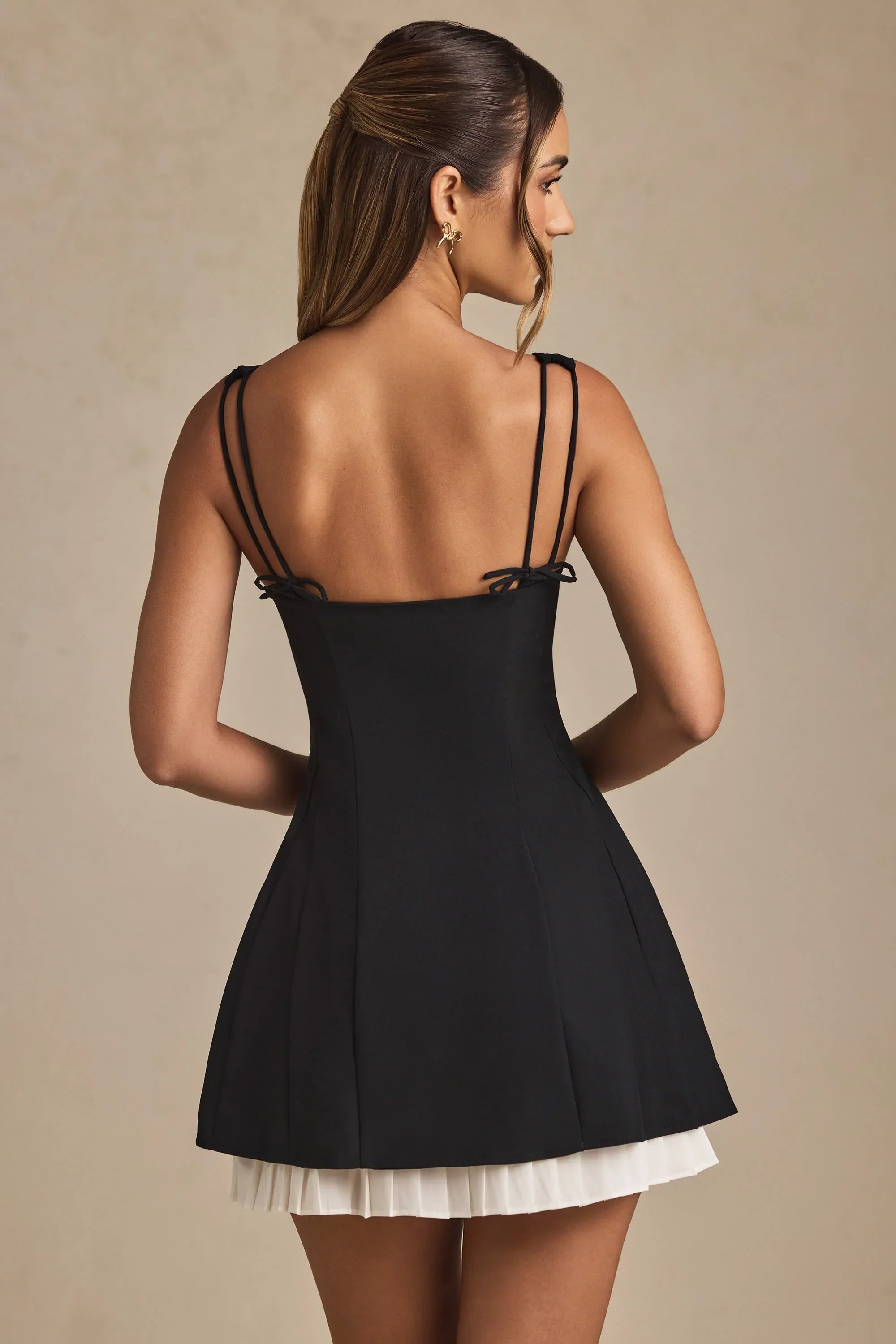 Bow Detail Pleated A Line Mini Dress in Black