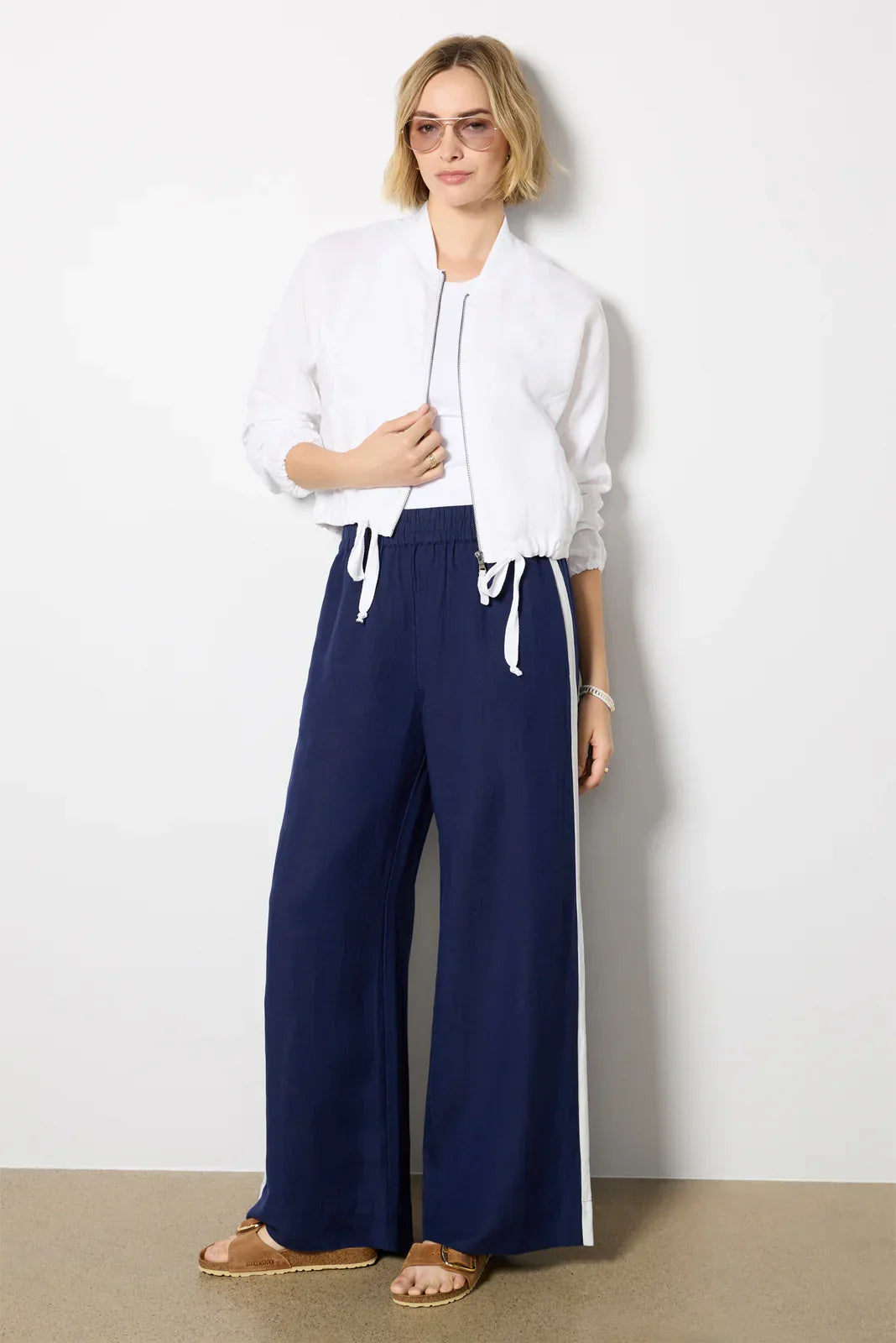 Noa Relaxed Linen Bomber