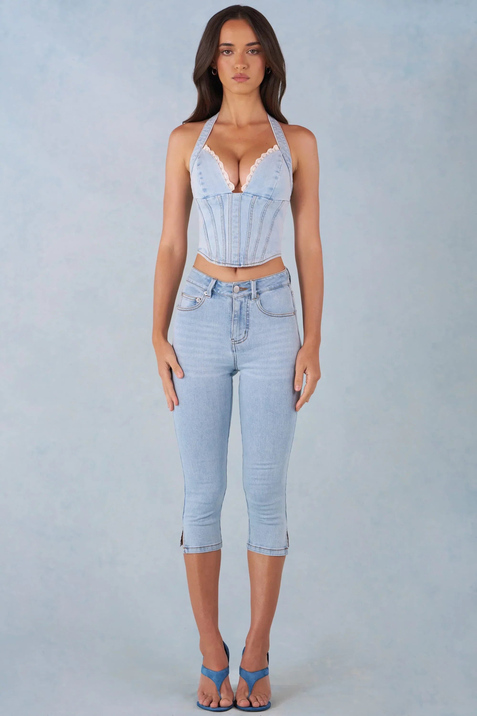 Mid Rise Denim Capri Jeans in Light Denim