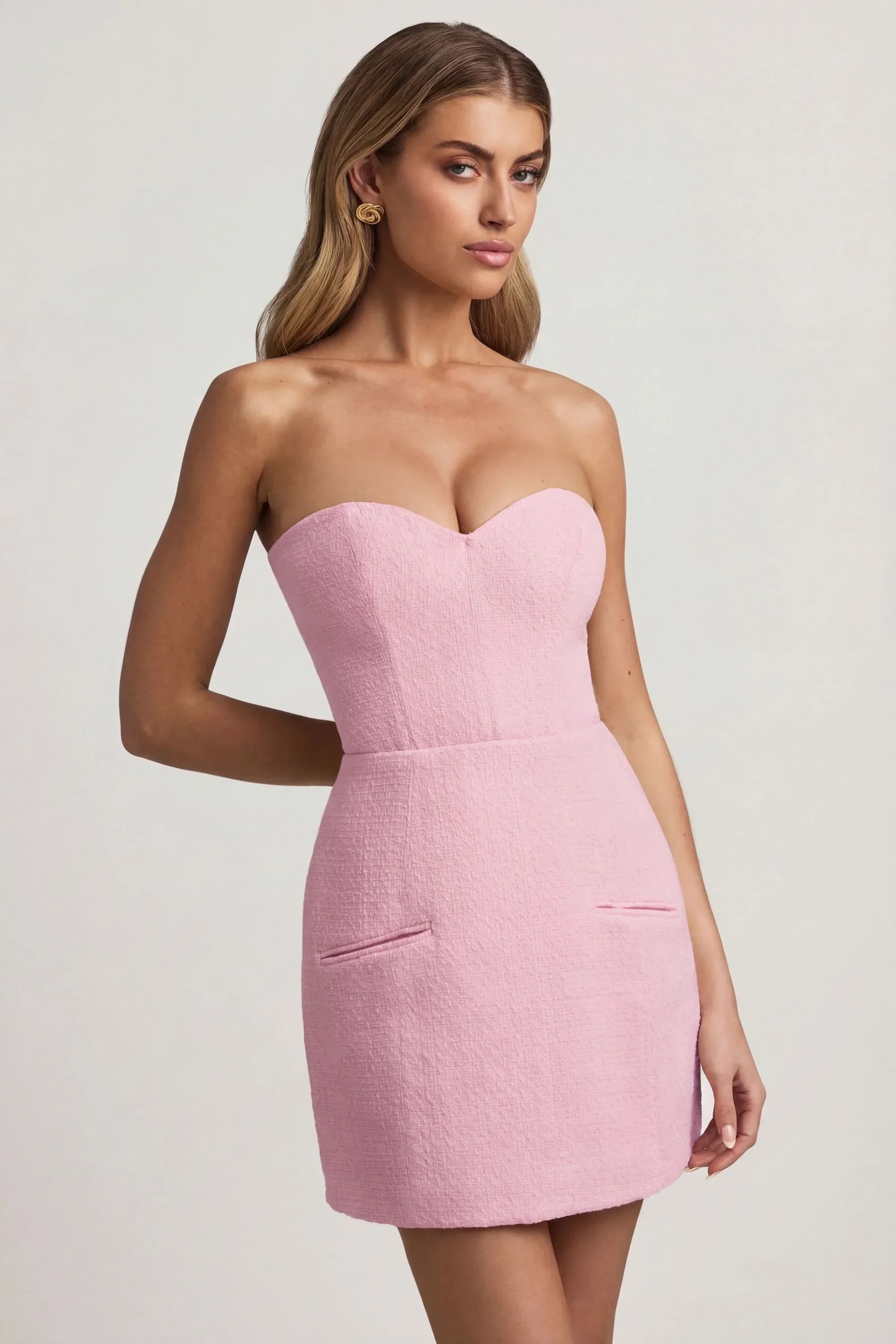 Sweetheart Neck Strapless Structured Mini Dress in Soft Pink