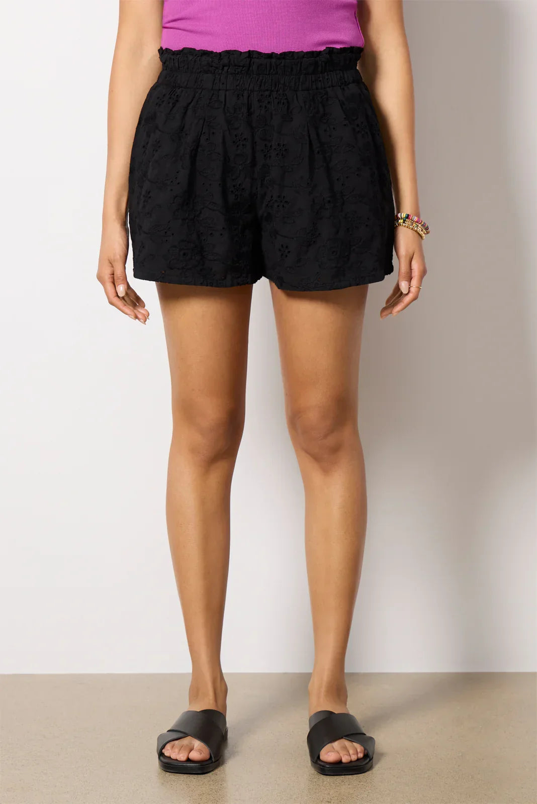 Eyelet Short
