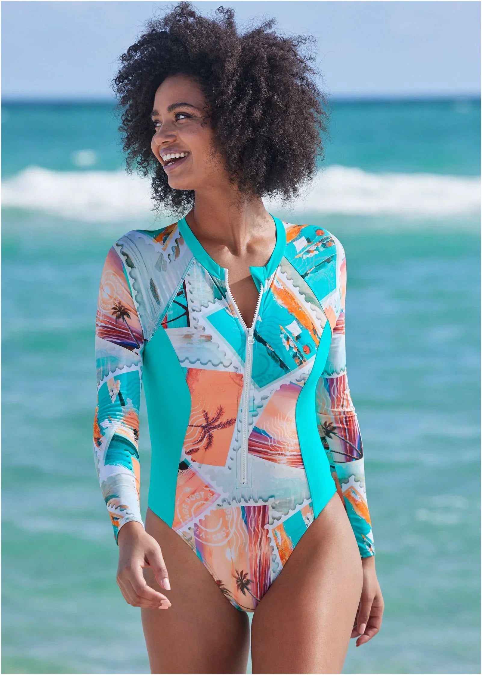 RASH GUARD ONE PIECE Vacation Letter