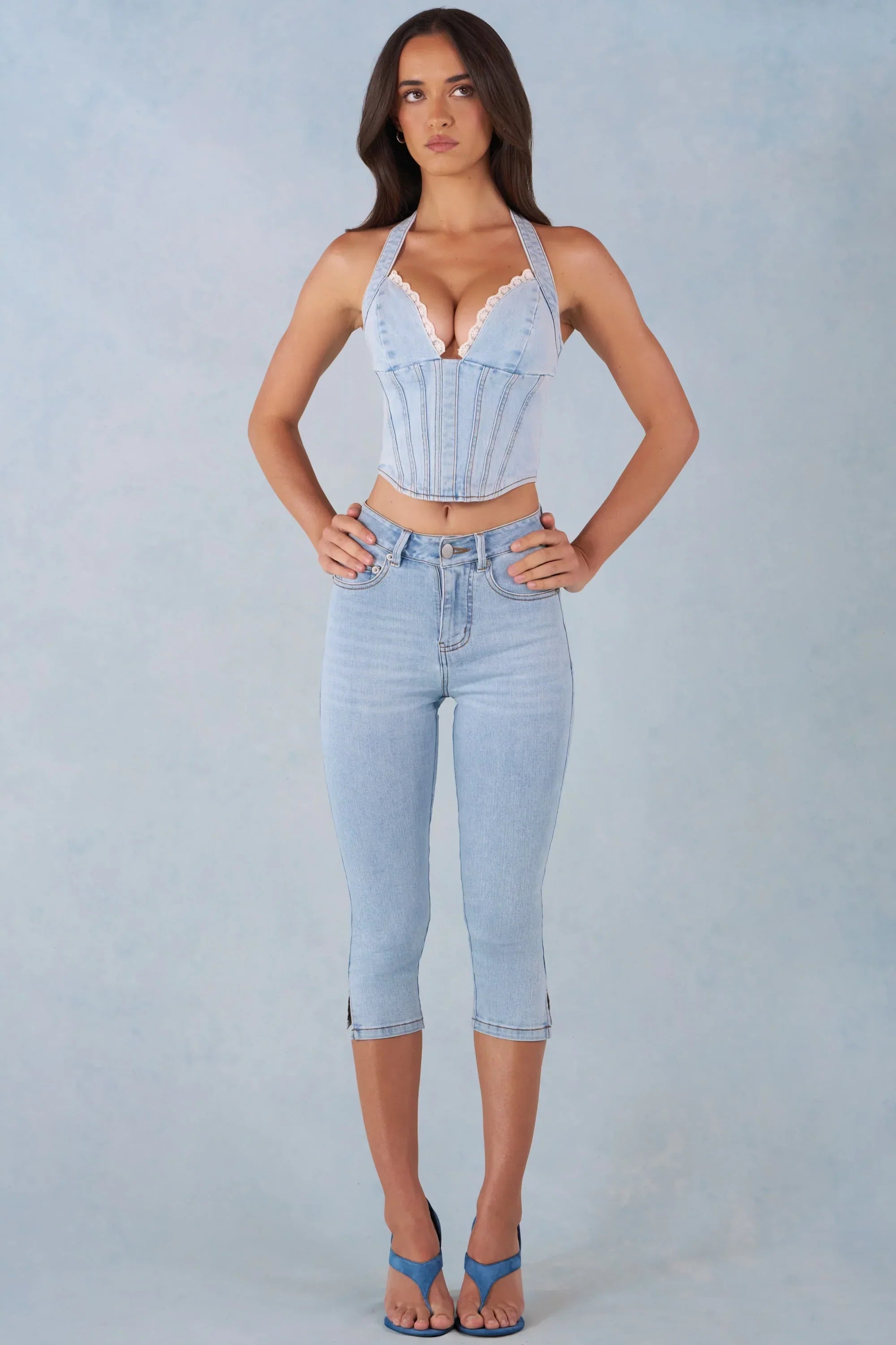 Mid Rise Denim Capri Jeans in Light Denim