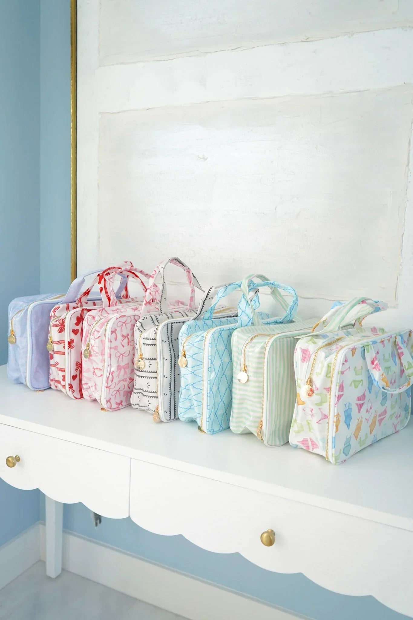 KenzKustomz Clear Coat Toiletry Case