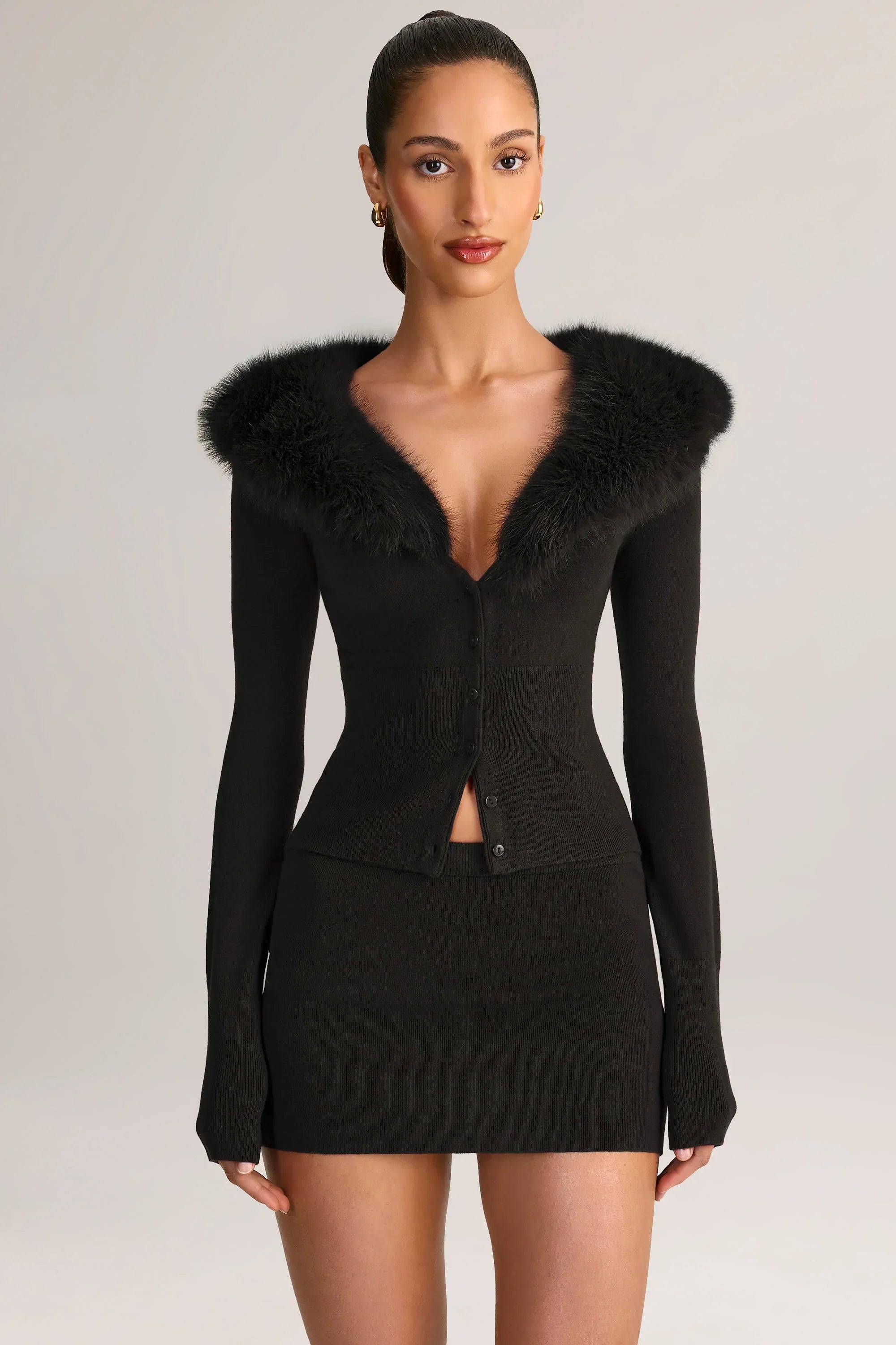 Knit Mid Rise Mini Skirt in Black