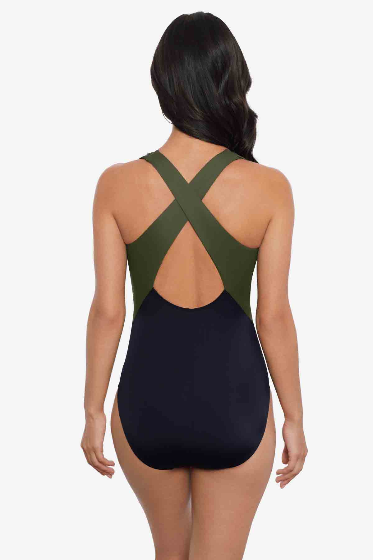 Halle One Piece in Juxtapose