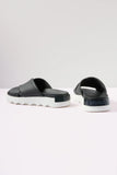 Vibe Criss Cross Sandal