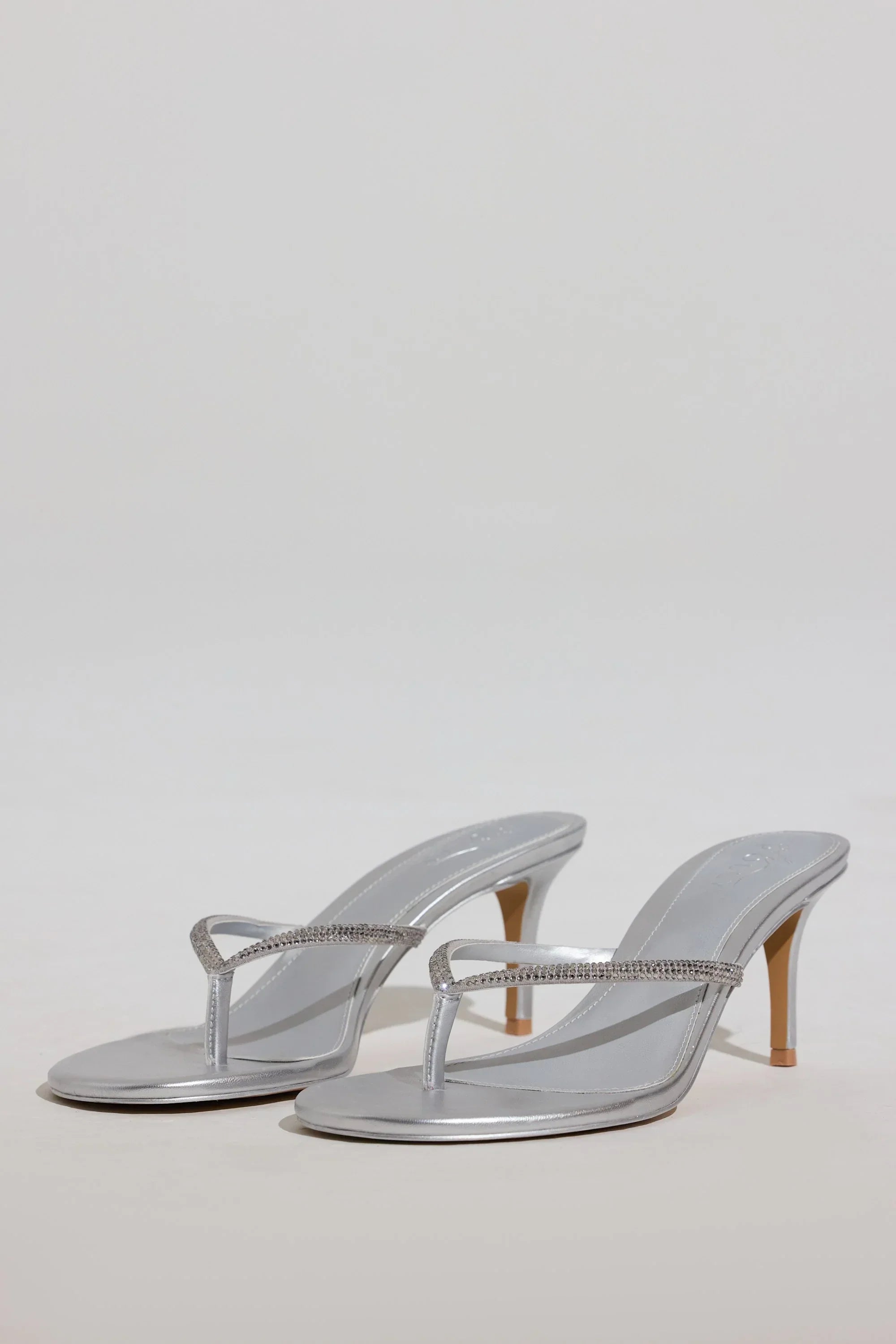 Heeled Sandal in Silver