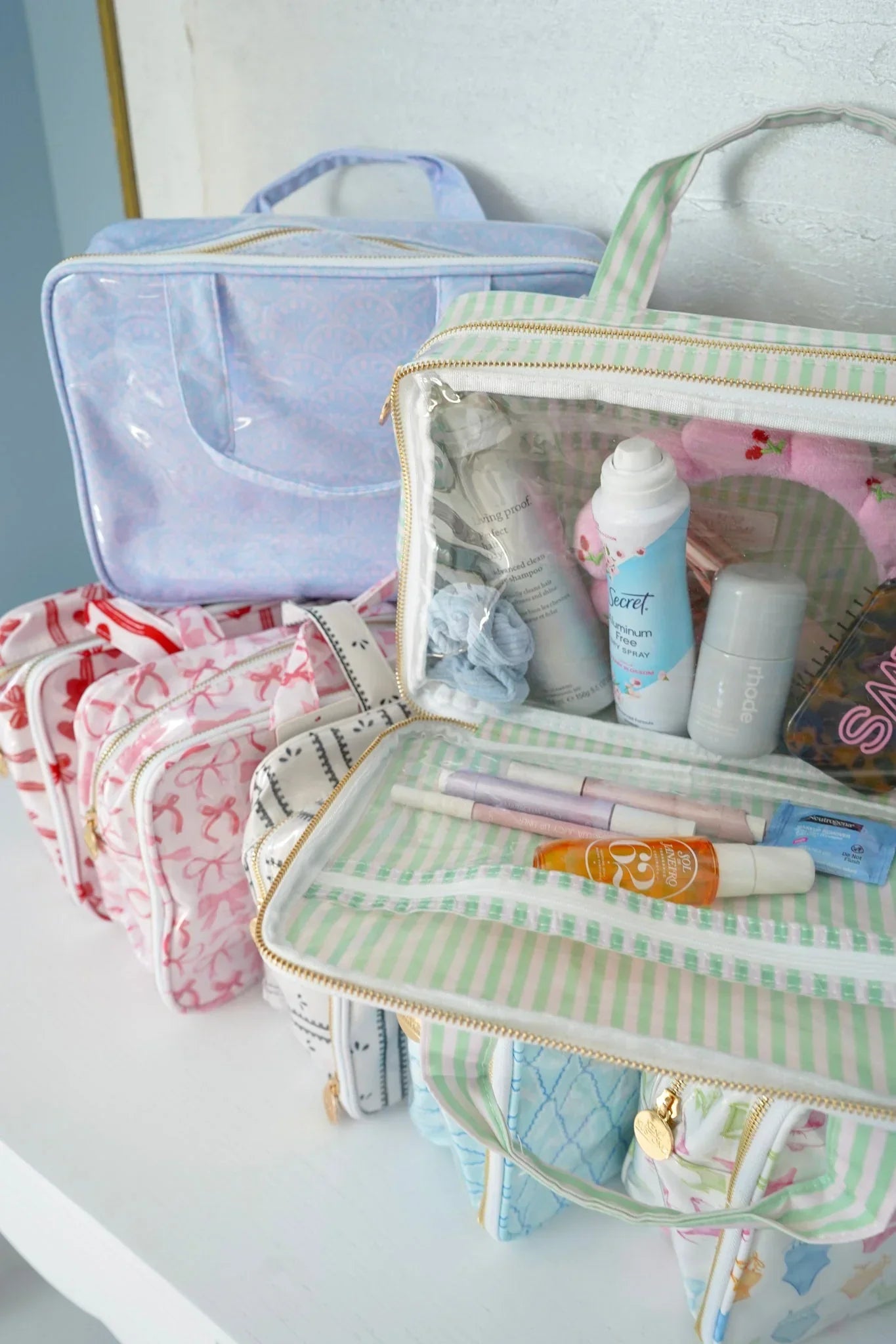 KenzKustomz Clear Coat Toiletry Case