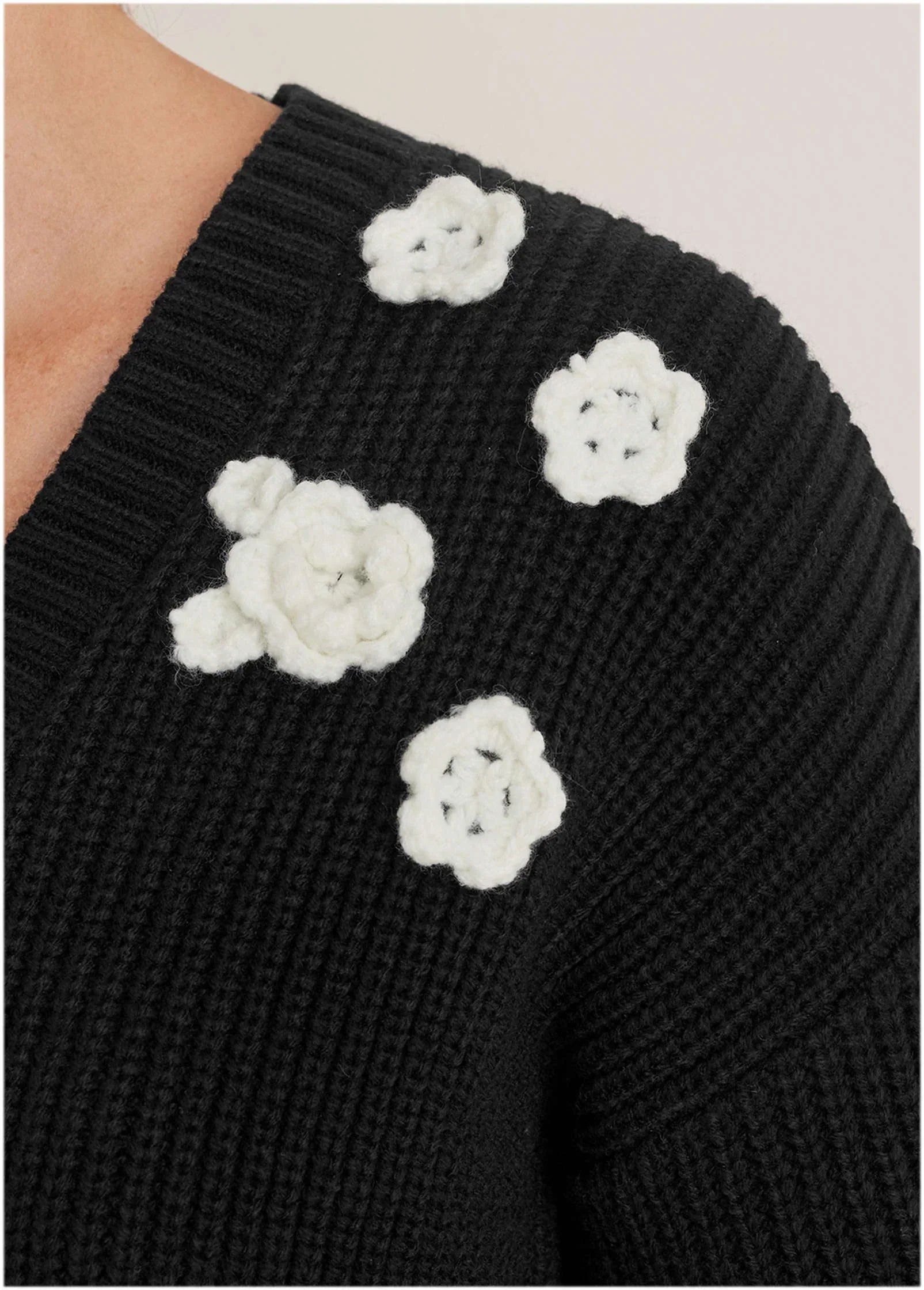 Floral Cardigan Jet Black