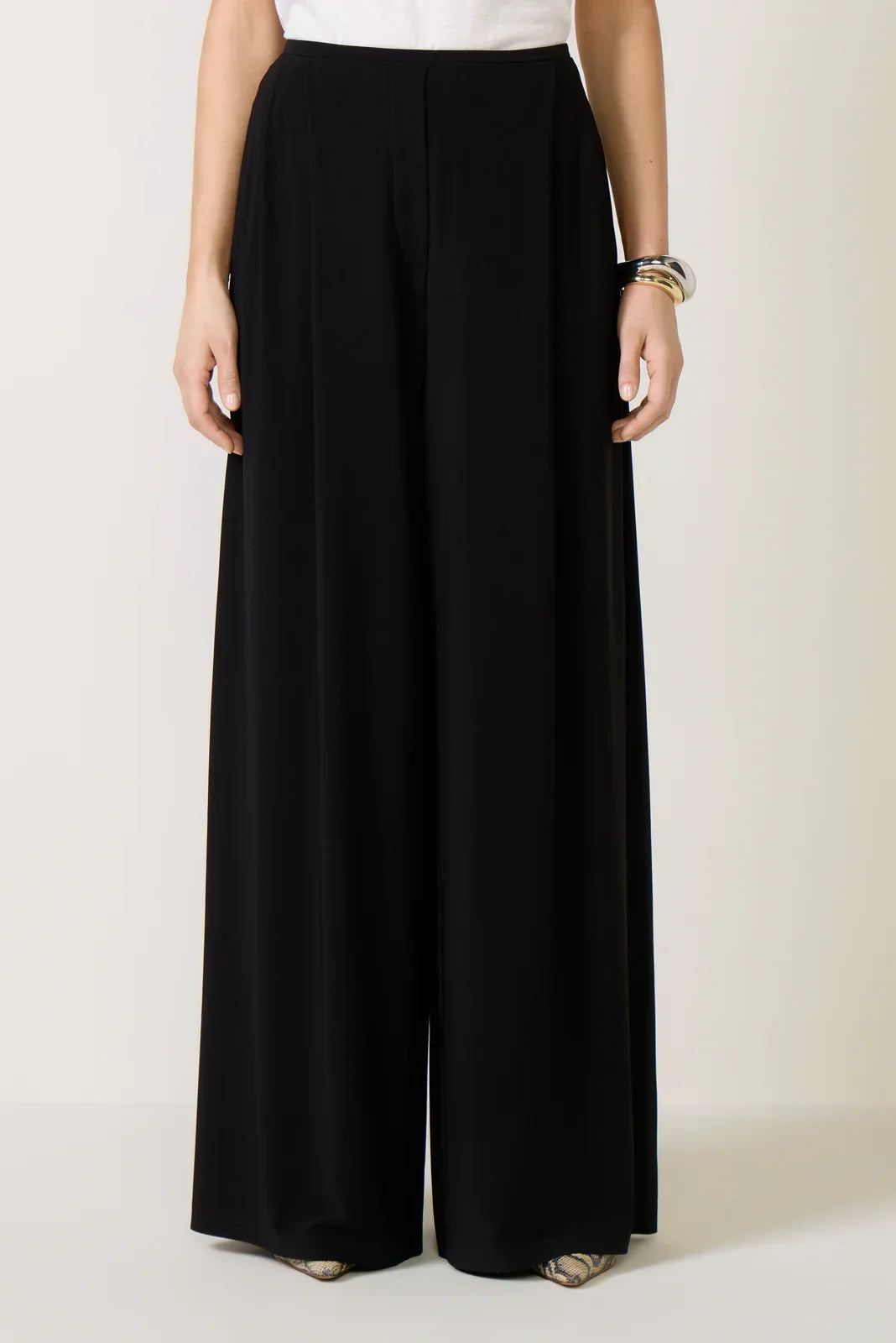 Pleated Wide Leg Pant