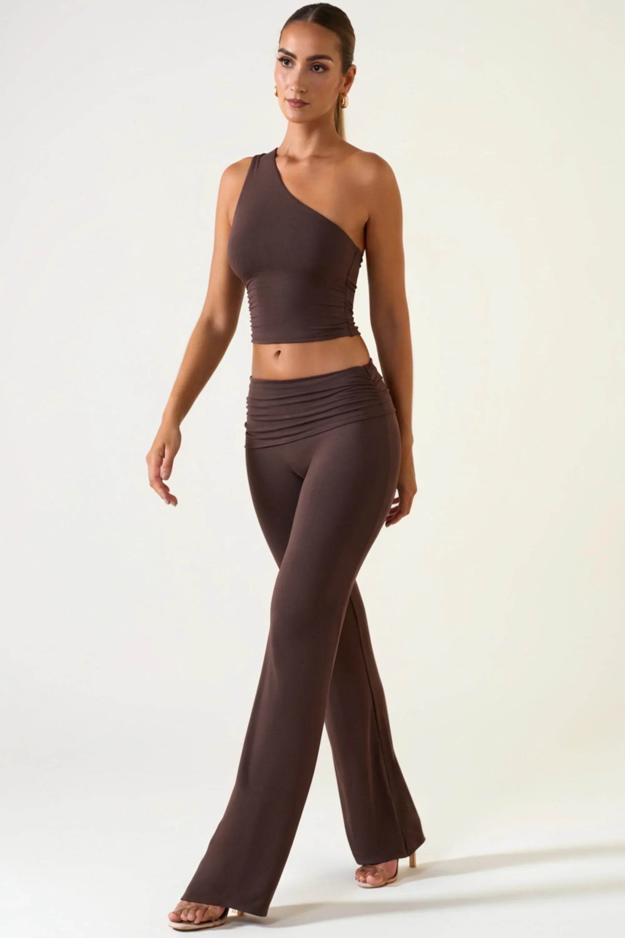 Mid Rise Straight Leg Trousers in Chocolate Brown