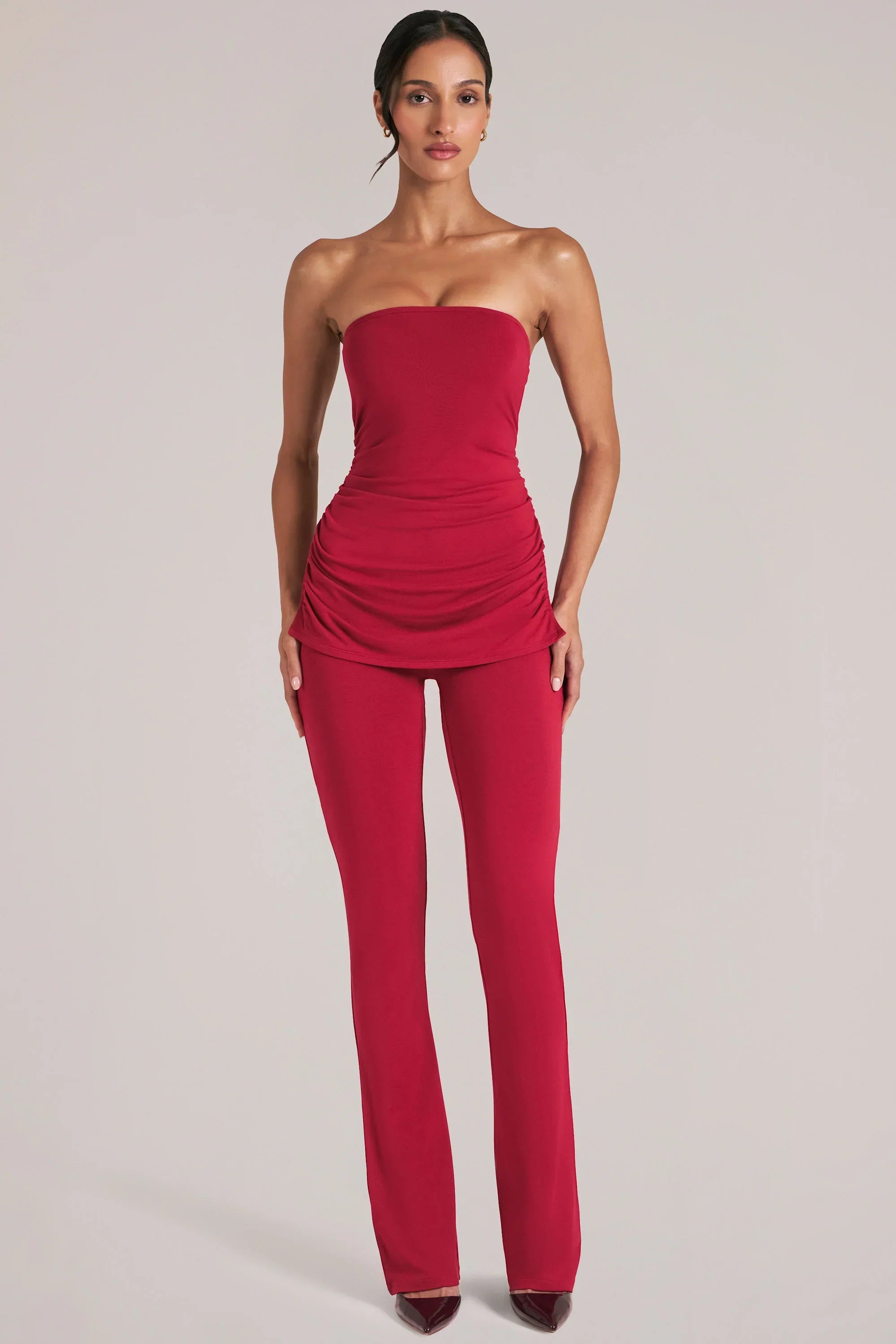 Mid Rise Fitted Trousers in Cherry Red