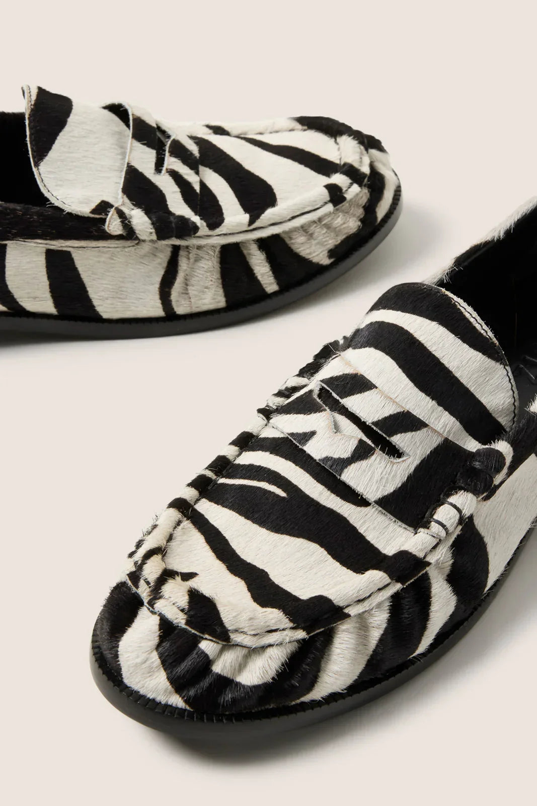 Tyche Loafer