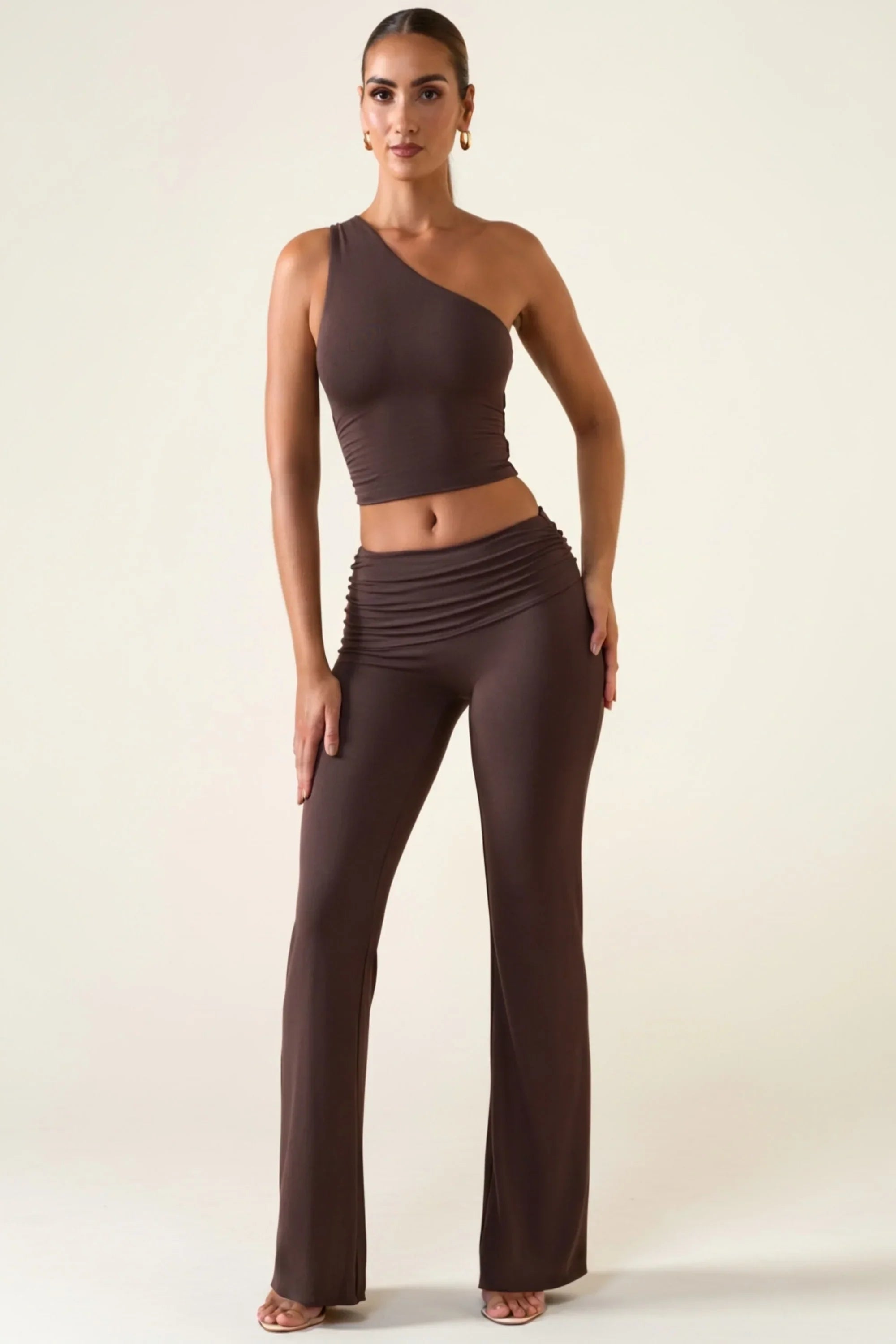 Mid Rise Straight Leg Trousers in Chocolate Brown