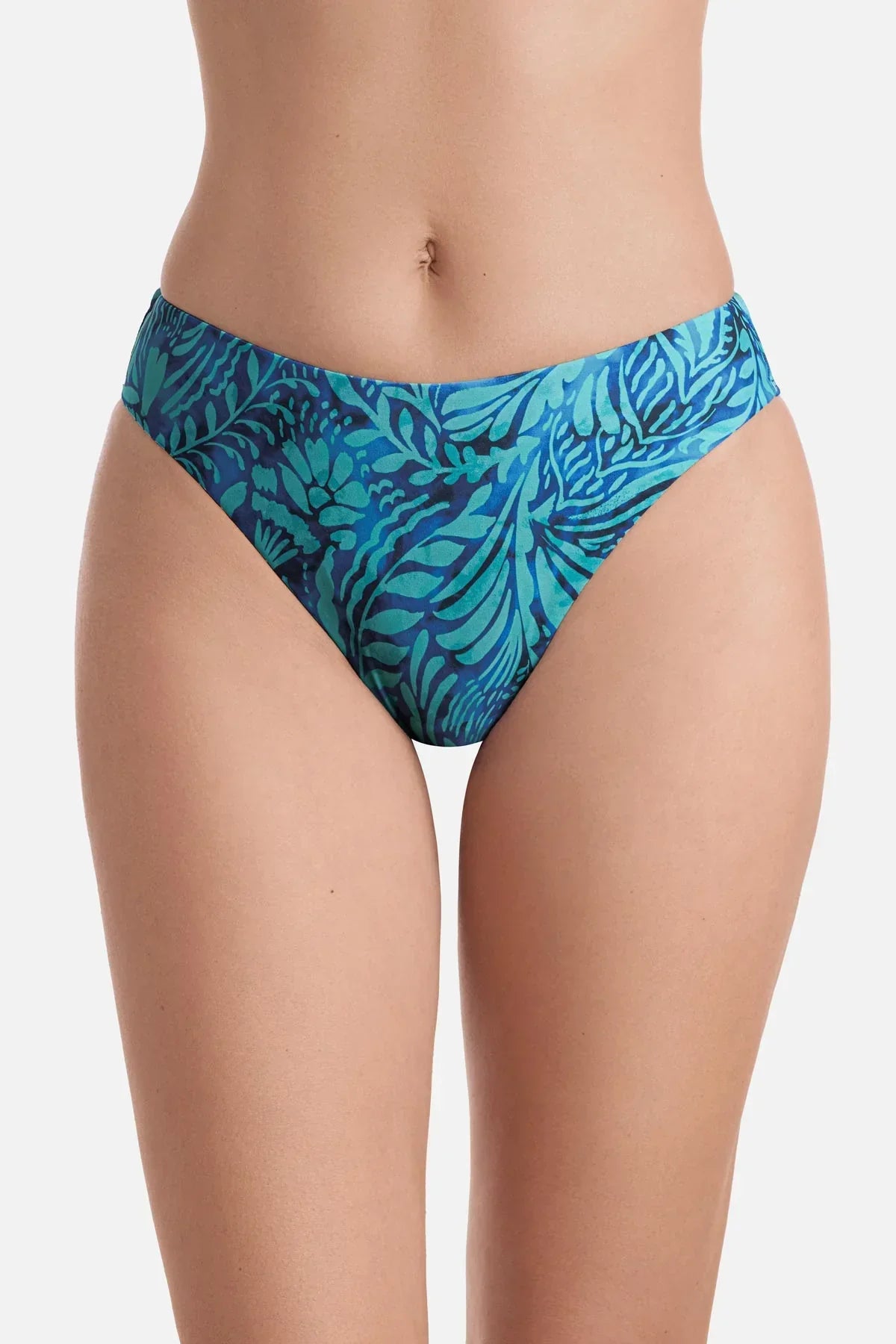 Ryann Pant Flora