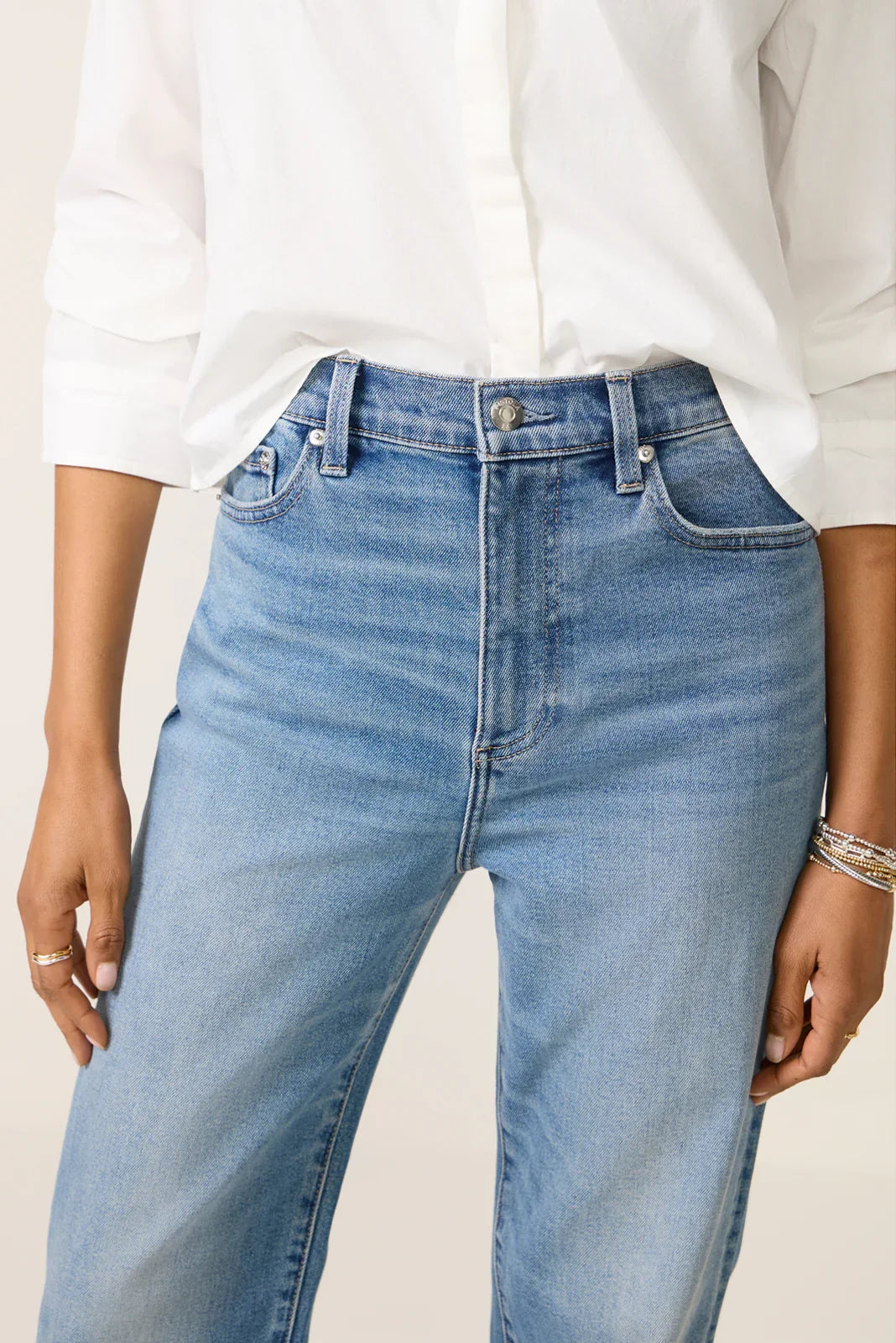 Evie High Rise Slim Bootcut Jean