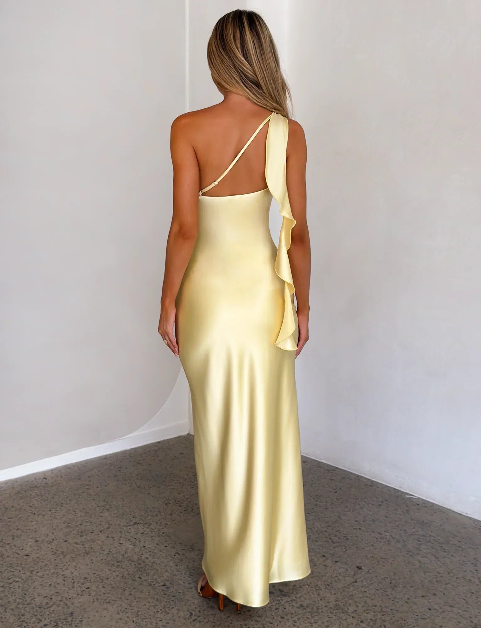 RAINEY MAXI DRESS BUTTER YELLOW