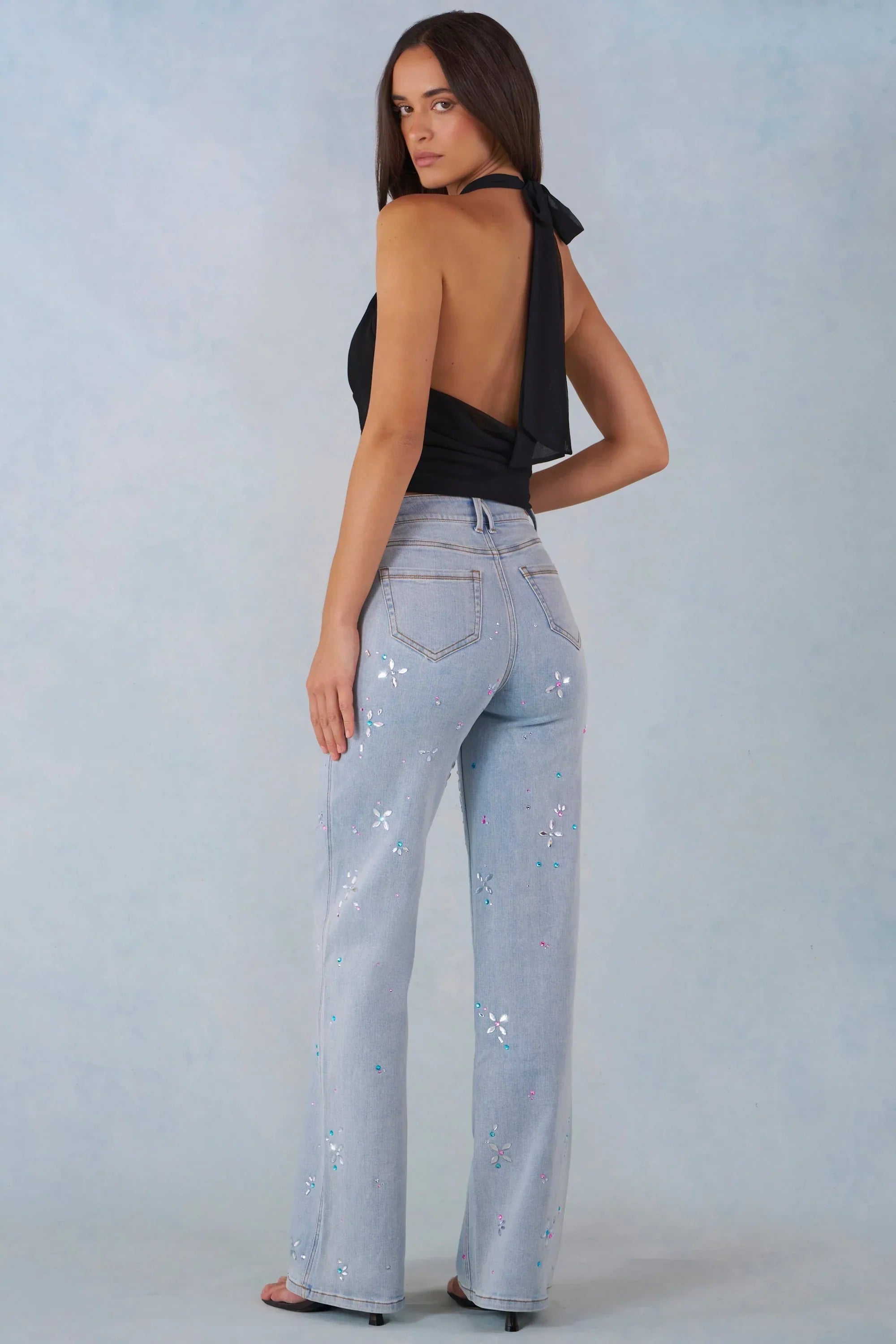 Mid Rise Straight Leg Jeans in Light Denim