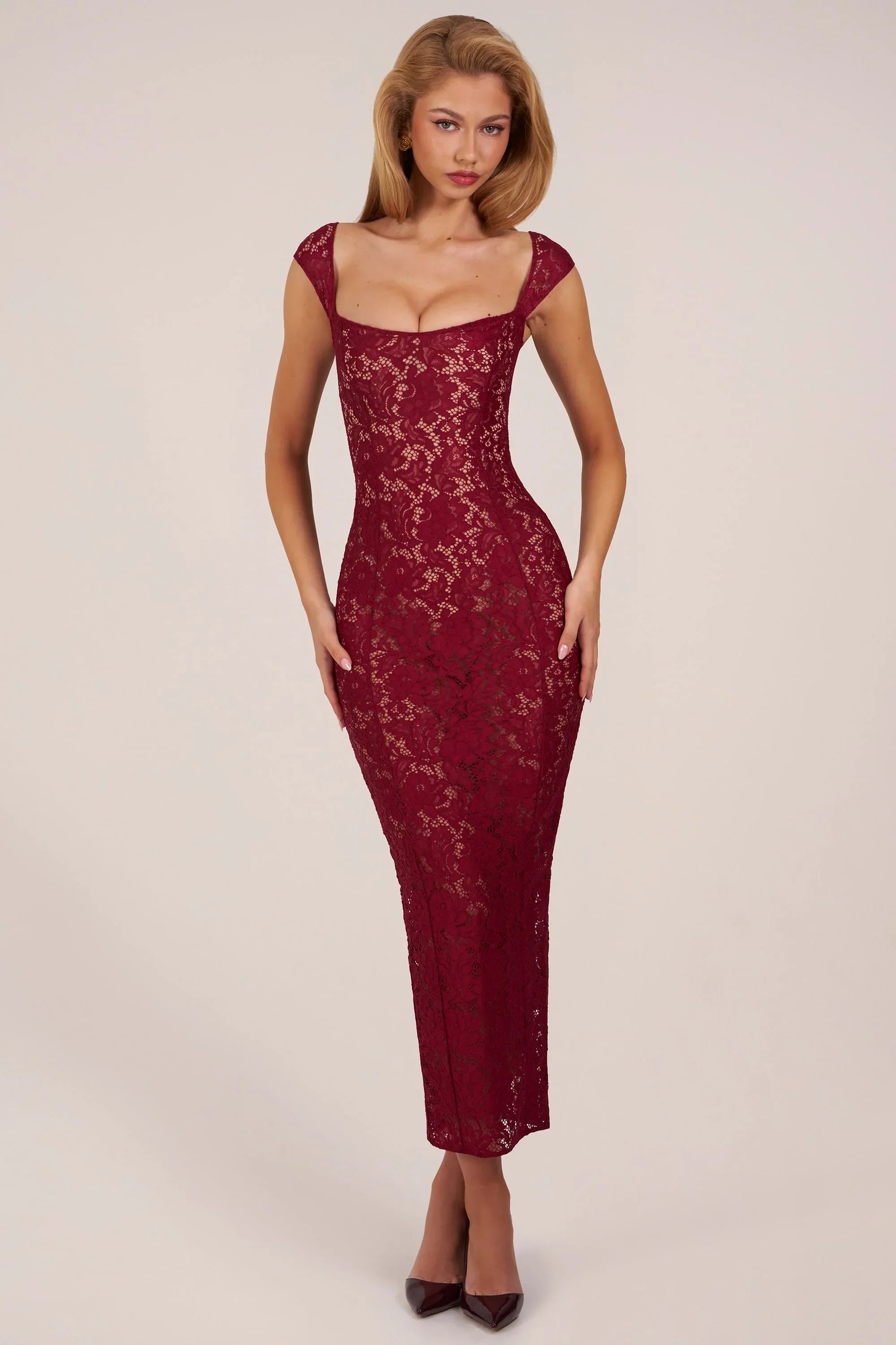 Sweetheart Neck Maxi Dress in Wine
