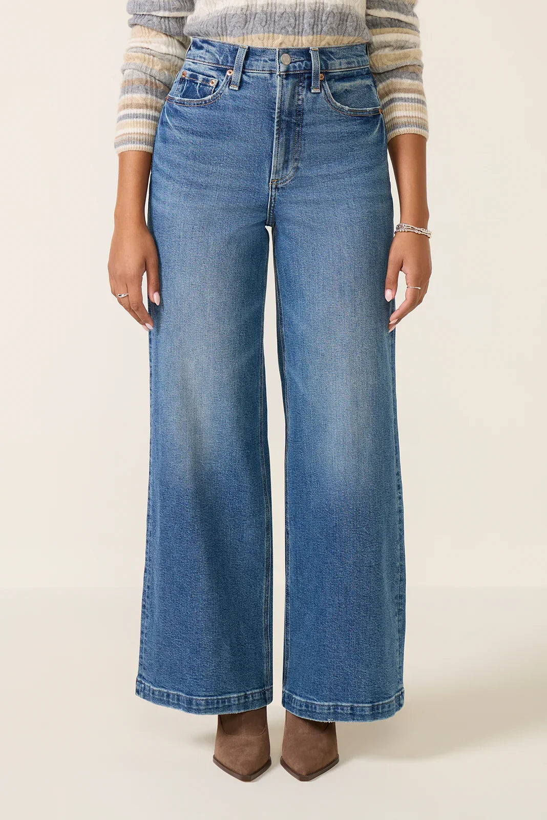 Petite Lana Wide Leg Jean