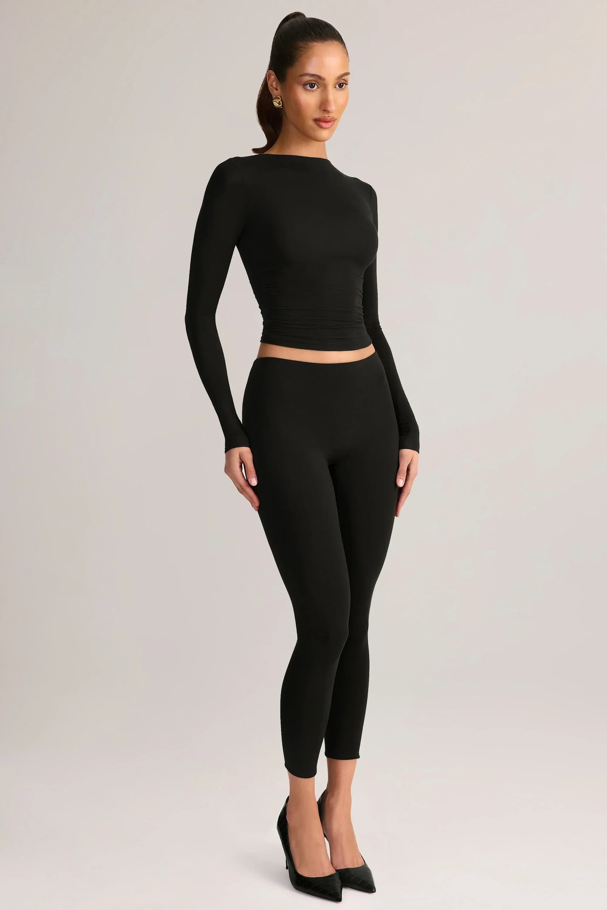 Modal Mid Rise Cropped Leggings in Black