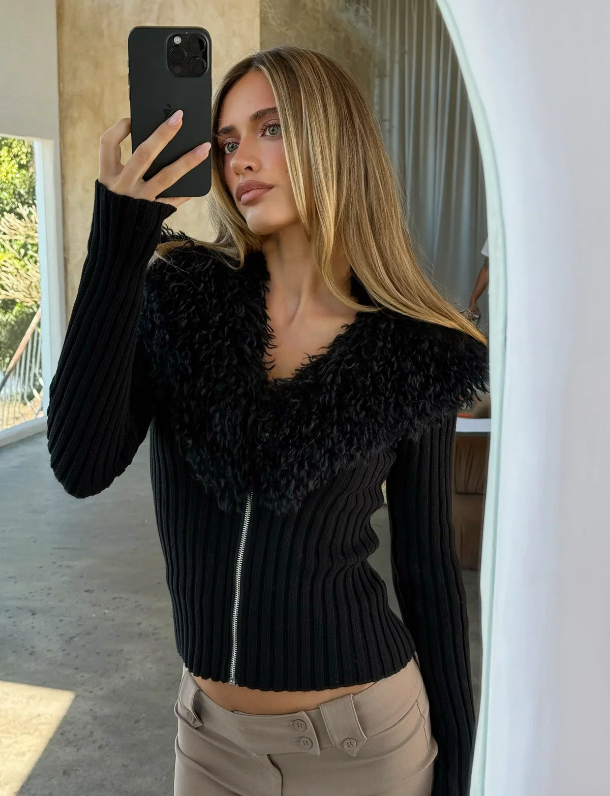 BRISA JUMPER BLACK