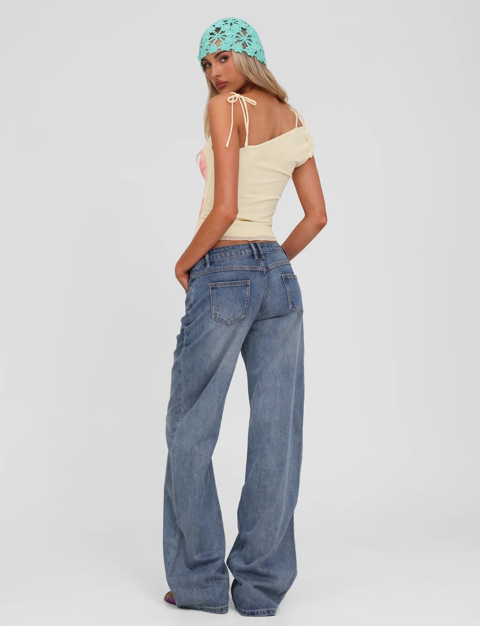 ESTRELLA JEAN MID WASH