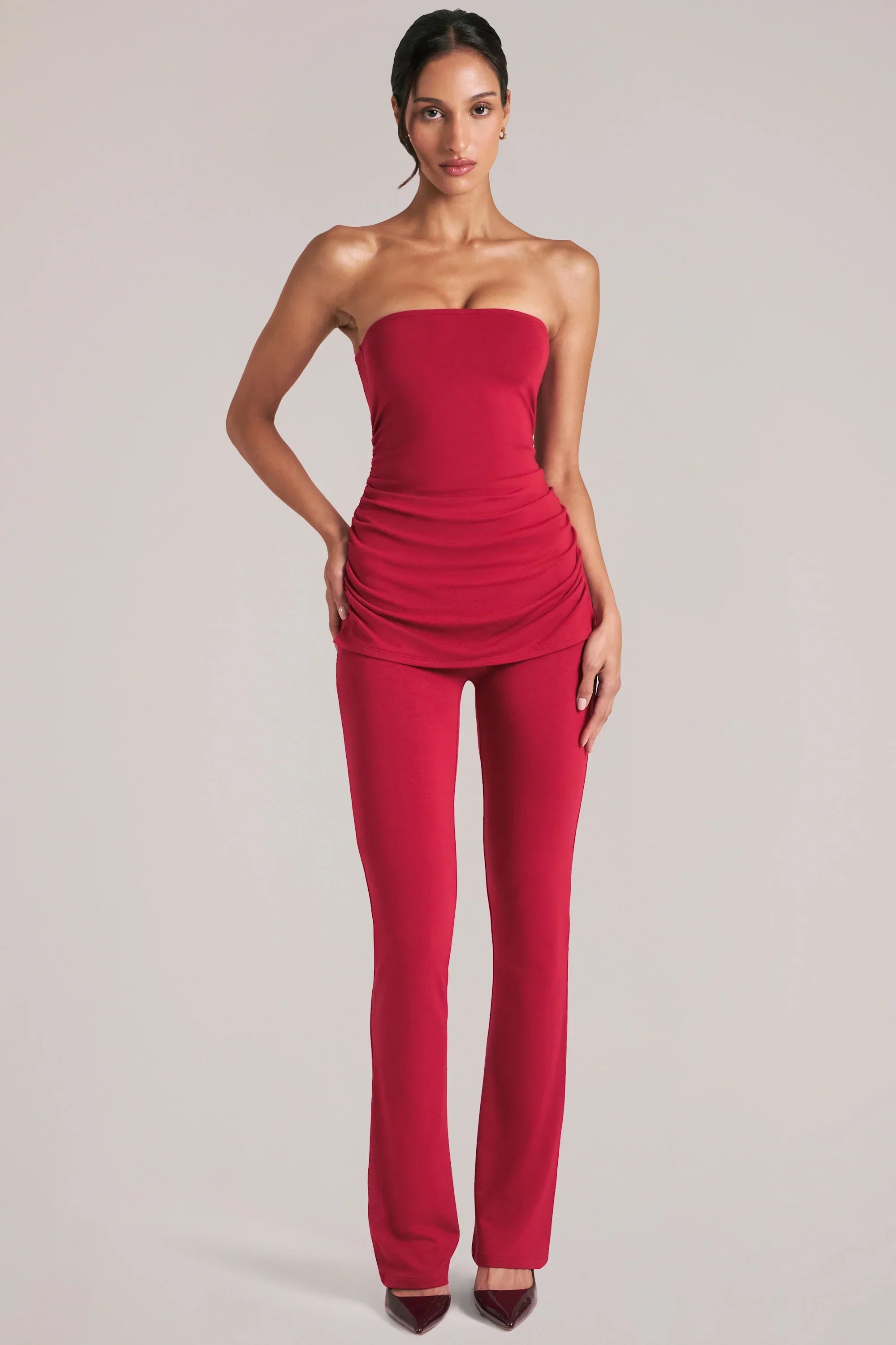 Mid Rise Fitted Trousers in Cherry Red
