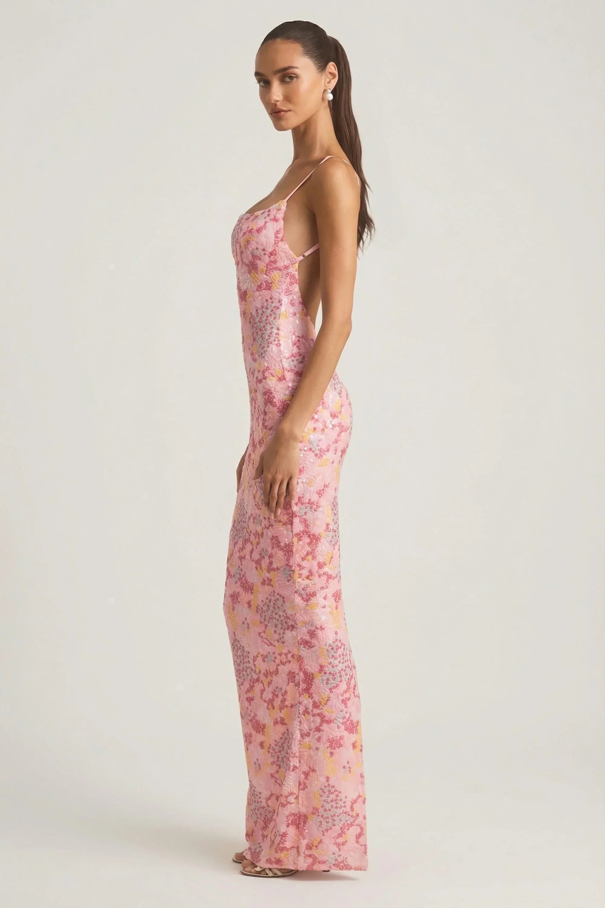 Embellished Scoop Neck Backless Maxi Dress in Pink