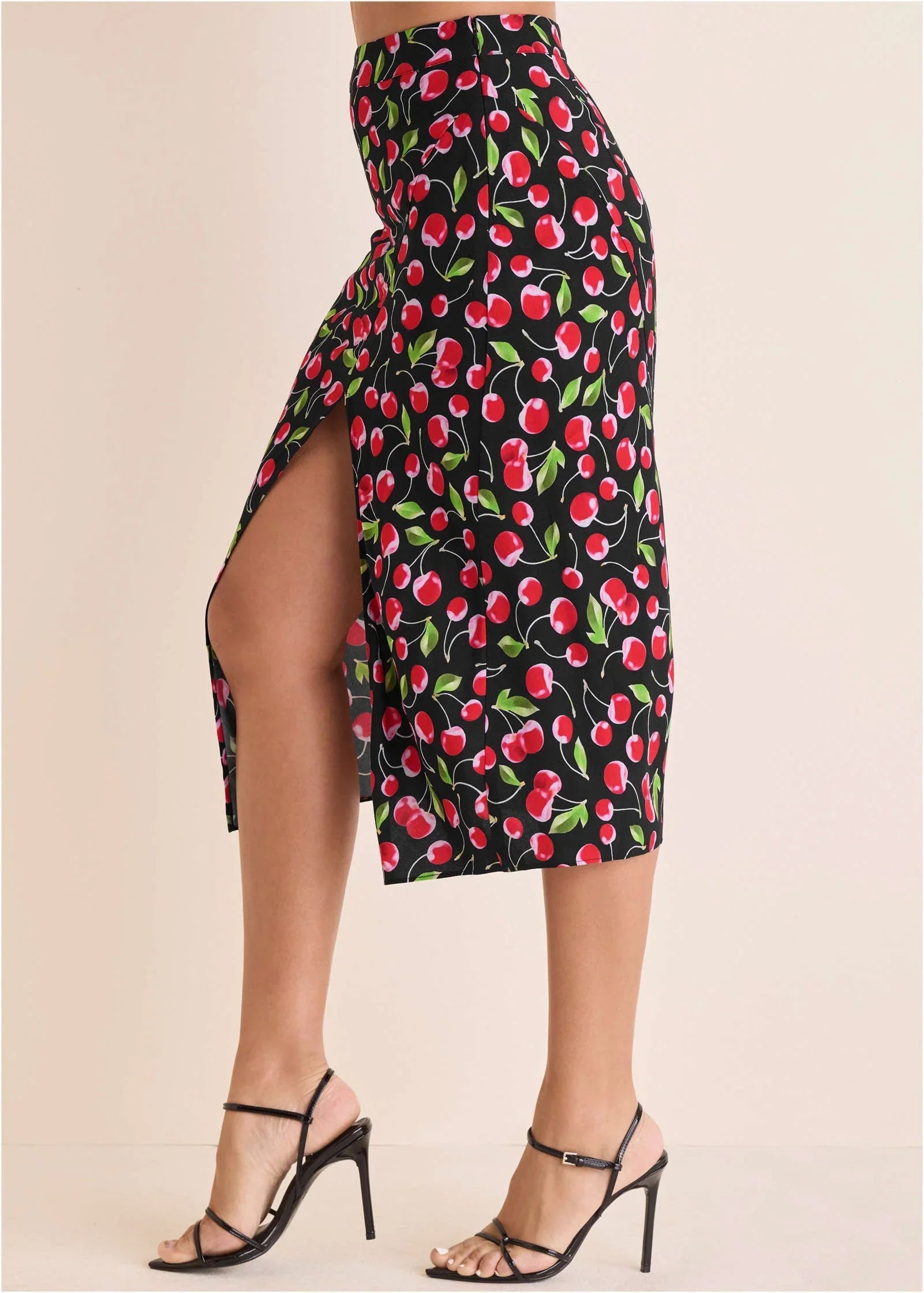 Front Slit Skirt Very Cherry