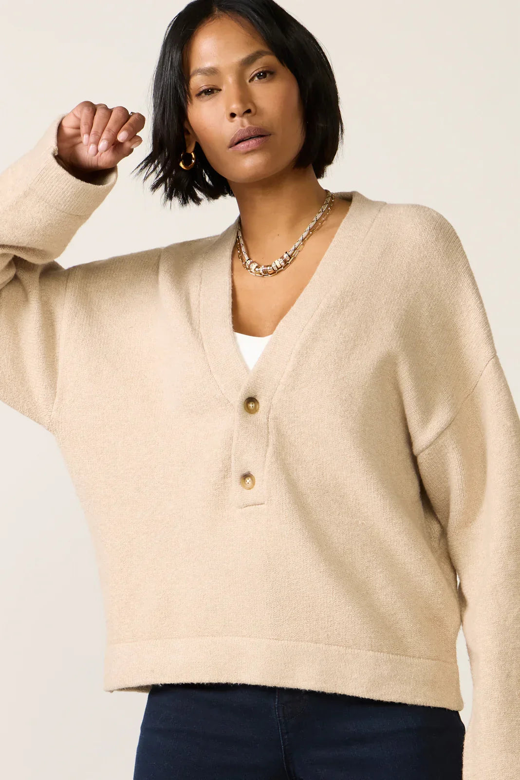 Jackson V Neck Popover