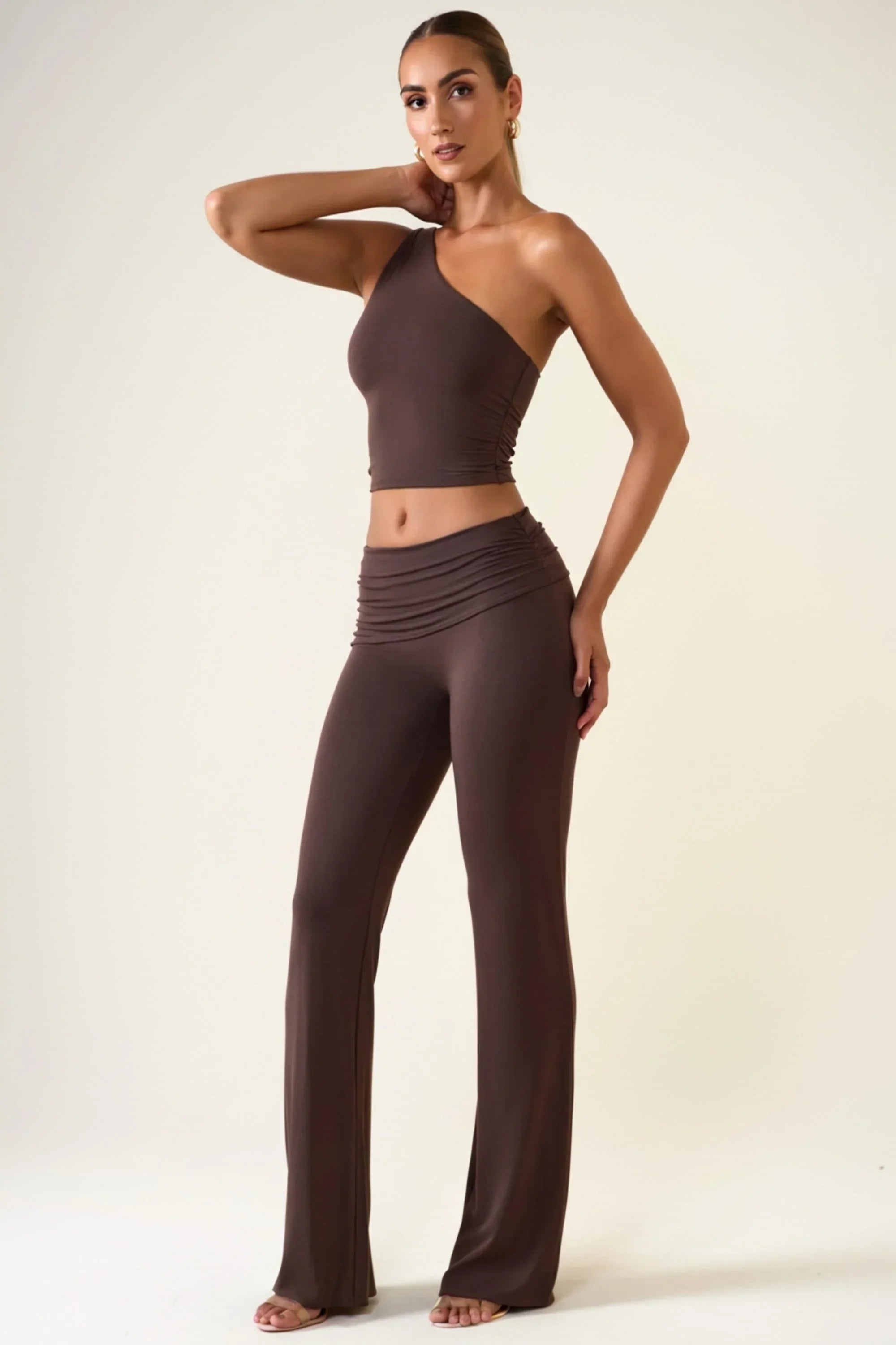 Mid Rise Straight Leg Trousers in Chocolate Brown