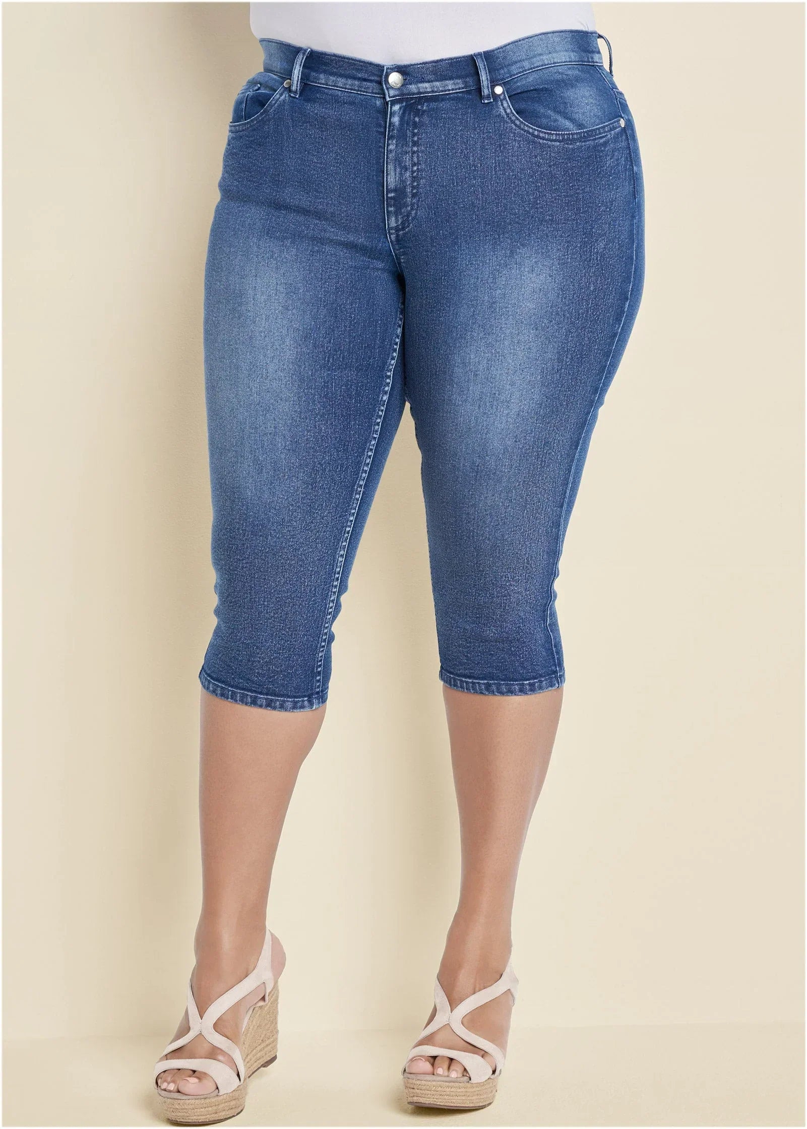 Cindy Capri Jeans Medium Wash