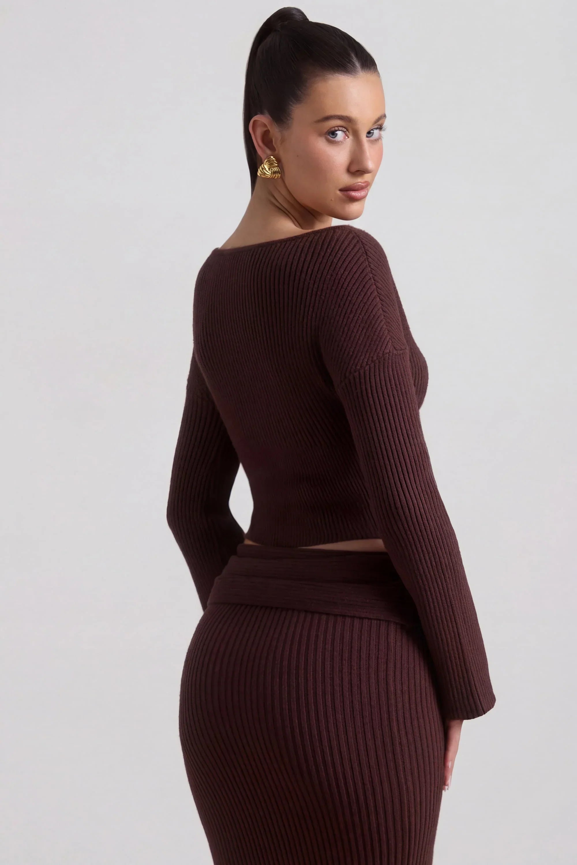 Ribbed Knit Slash Neck Top in Espresso