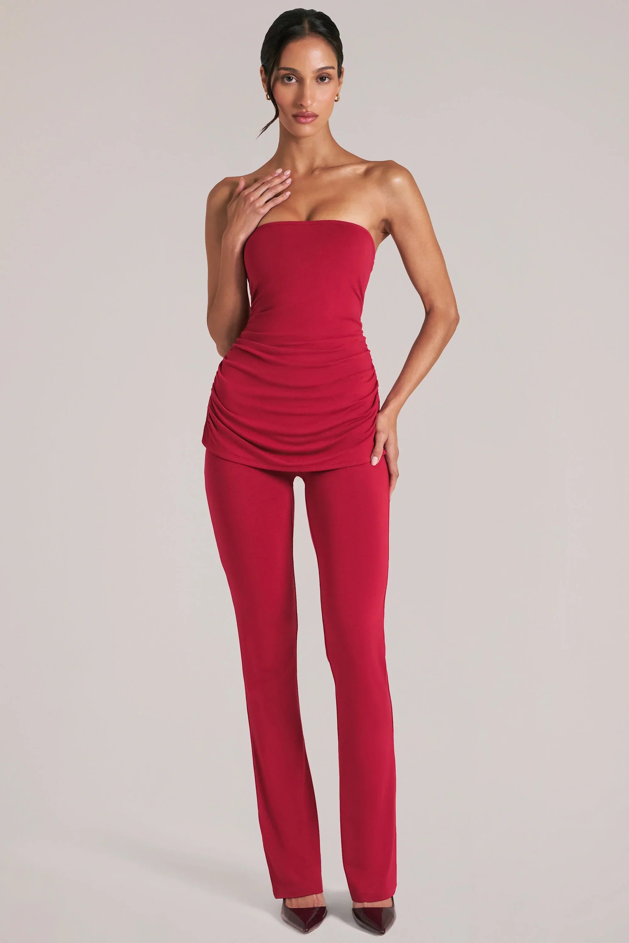 Mid Rise Fitted Trousers in Cherry Red