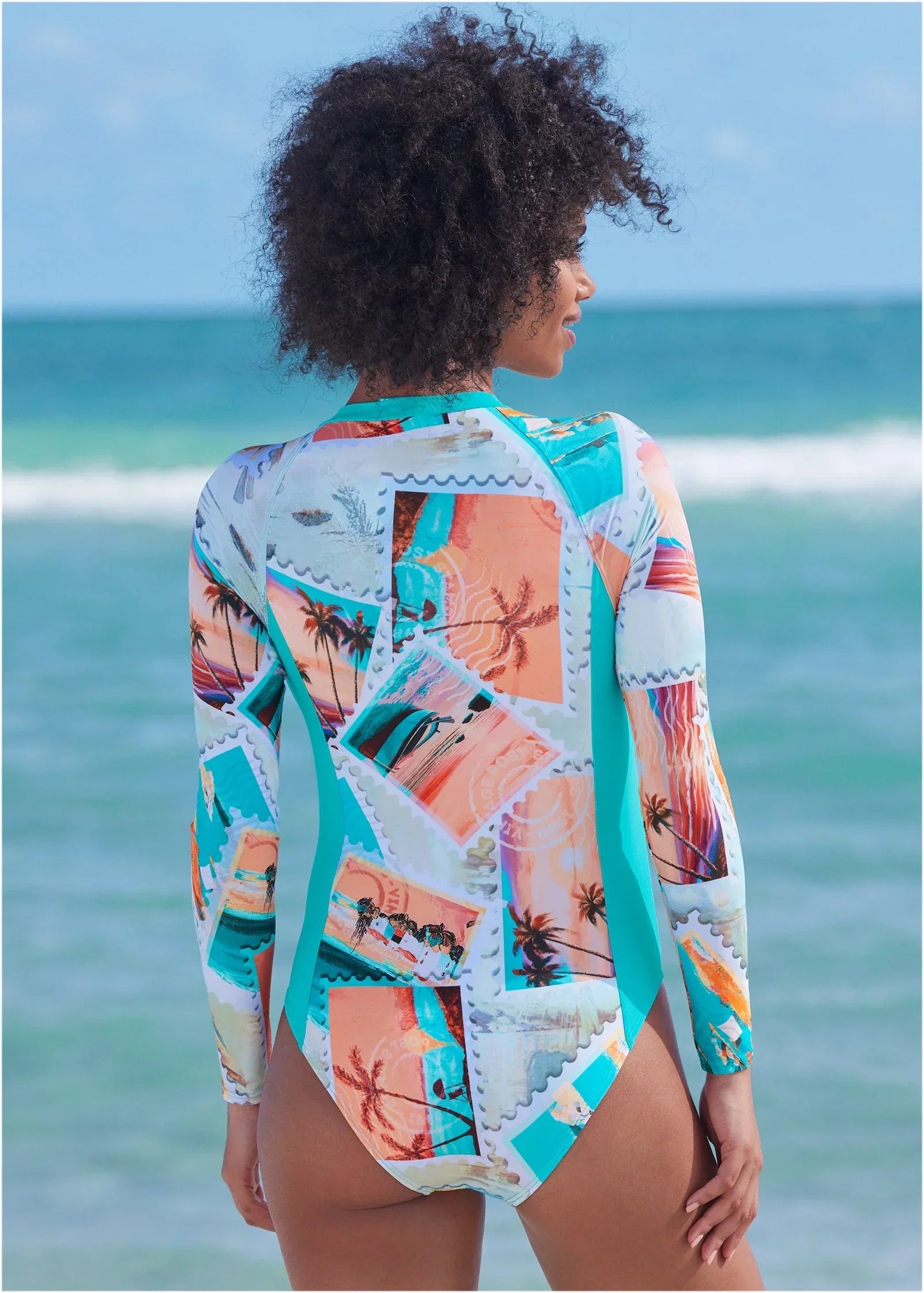 RASH GUARD ONE PIECE Vacation Letter