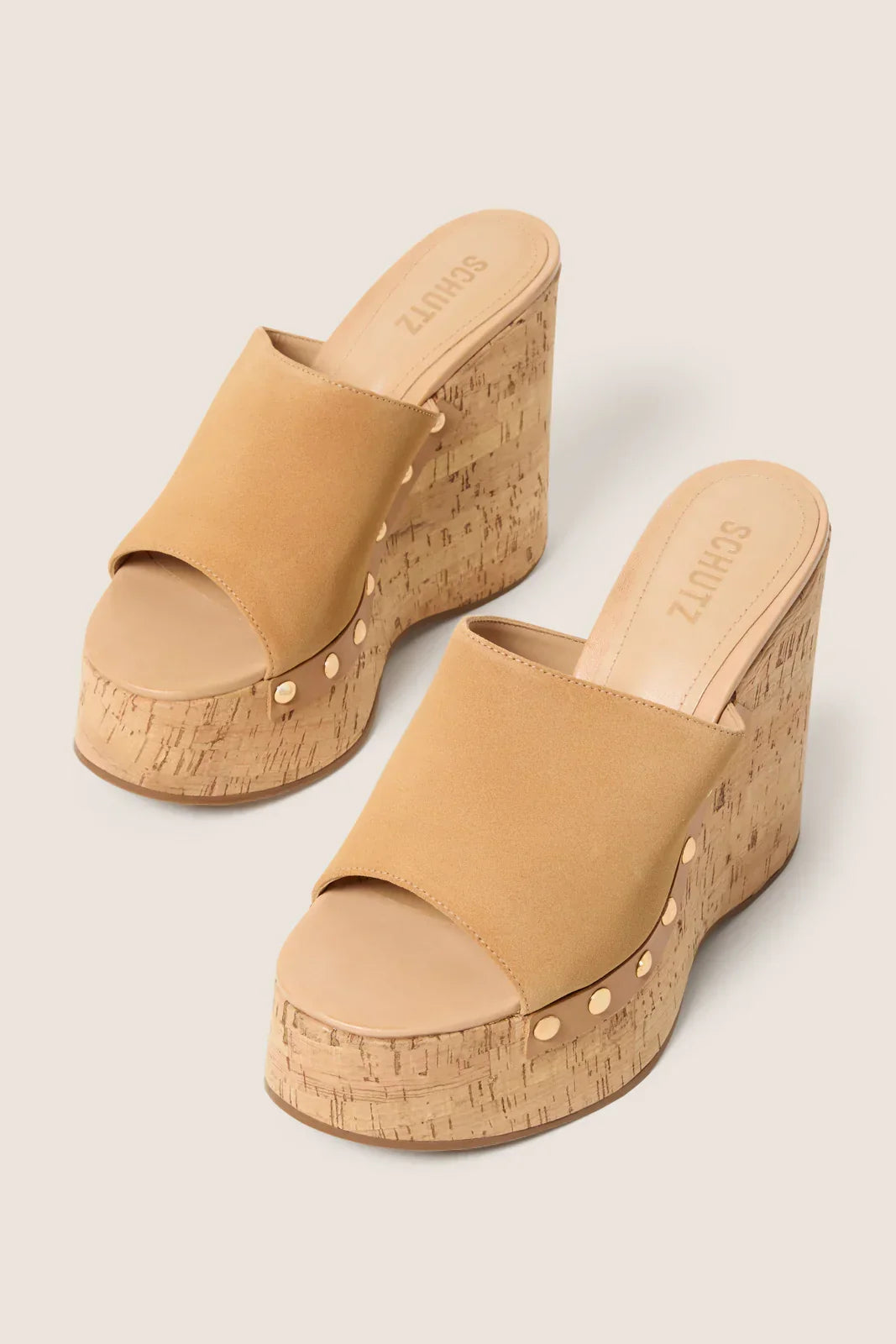 Dalle Studs Wedge
