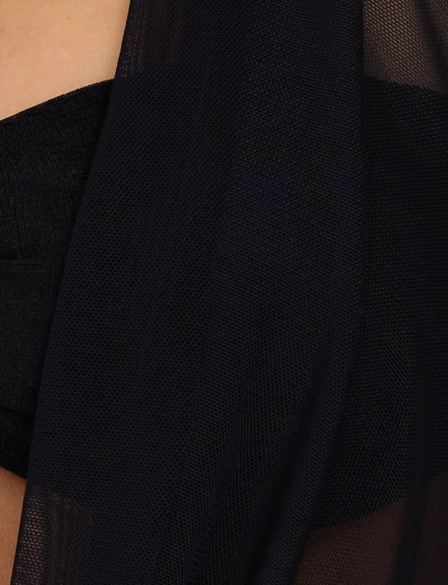 MAKENA TWO PIECE TOP BLACK