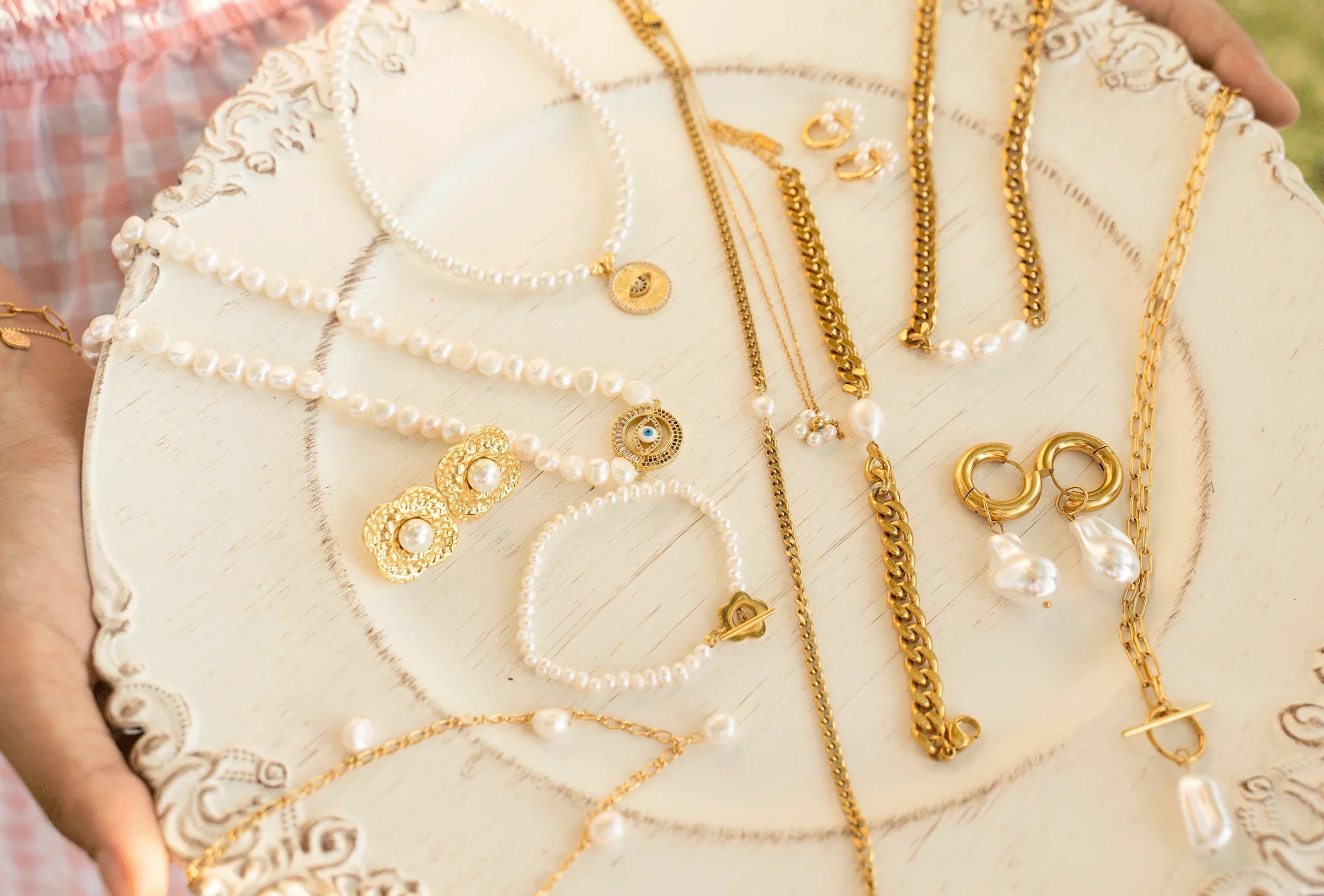 Izzy Pearl Gold Bracelet