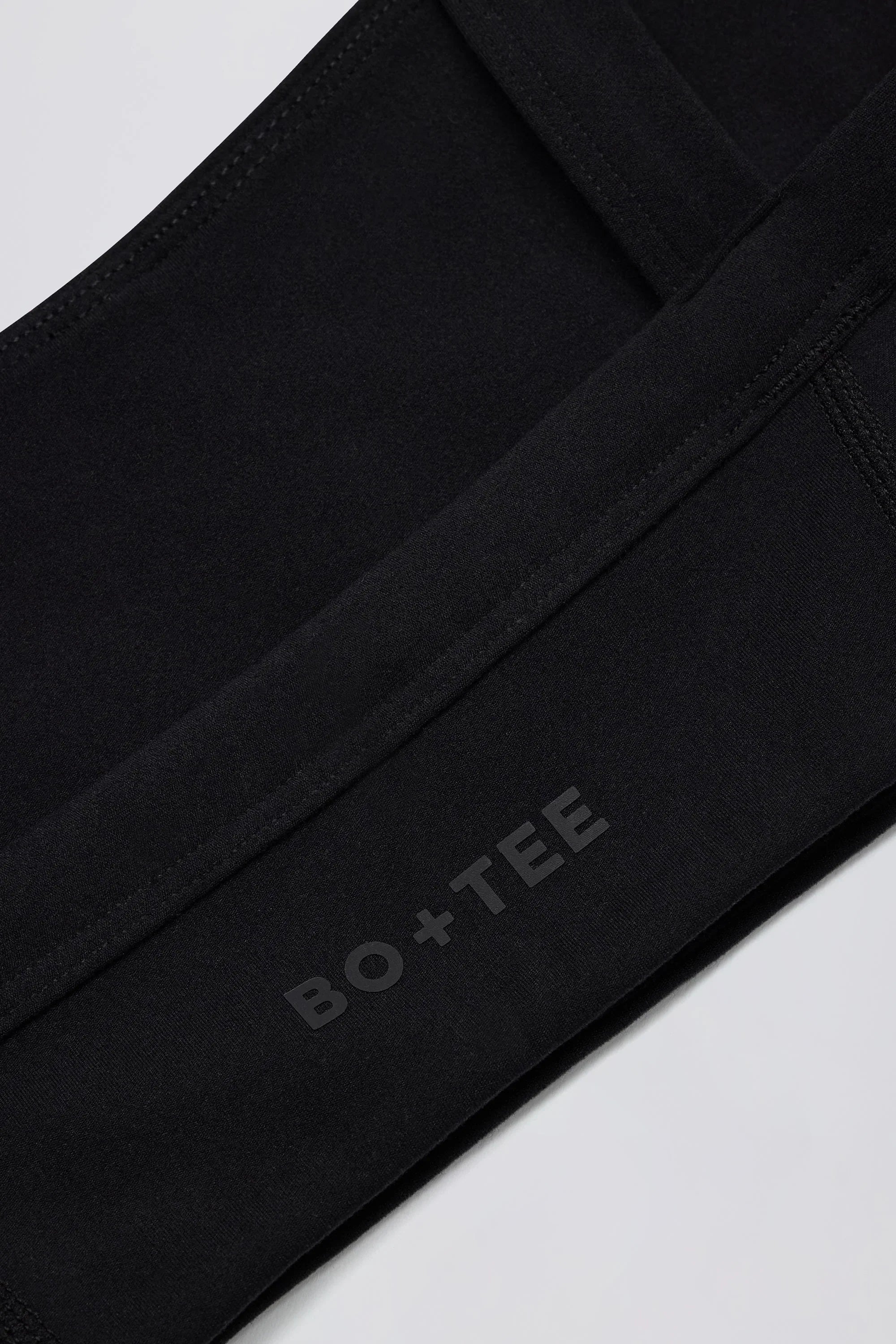 Soft Active Seam Detail Sports Bra in Black