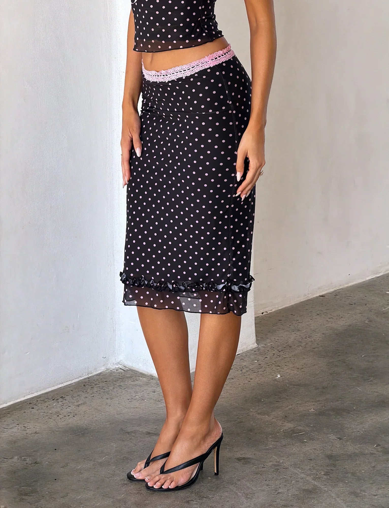 AMARA MIDI SKIRT BLACK
