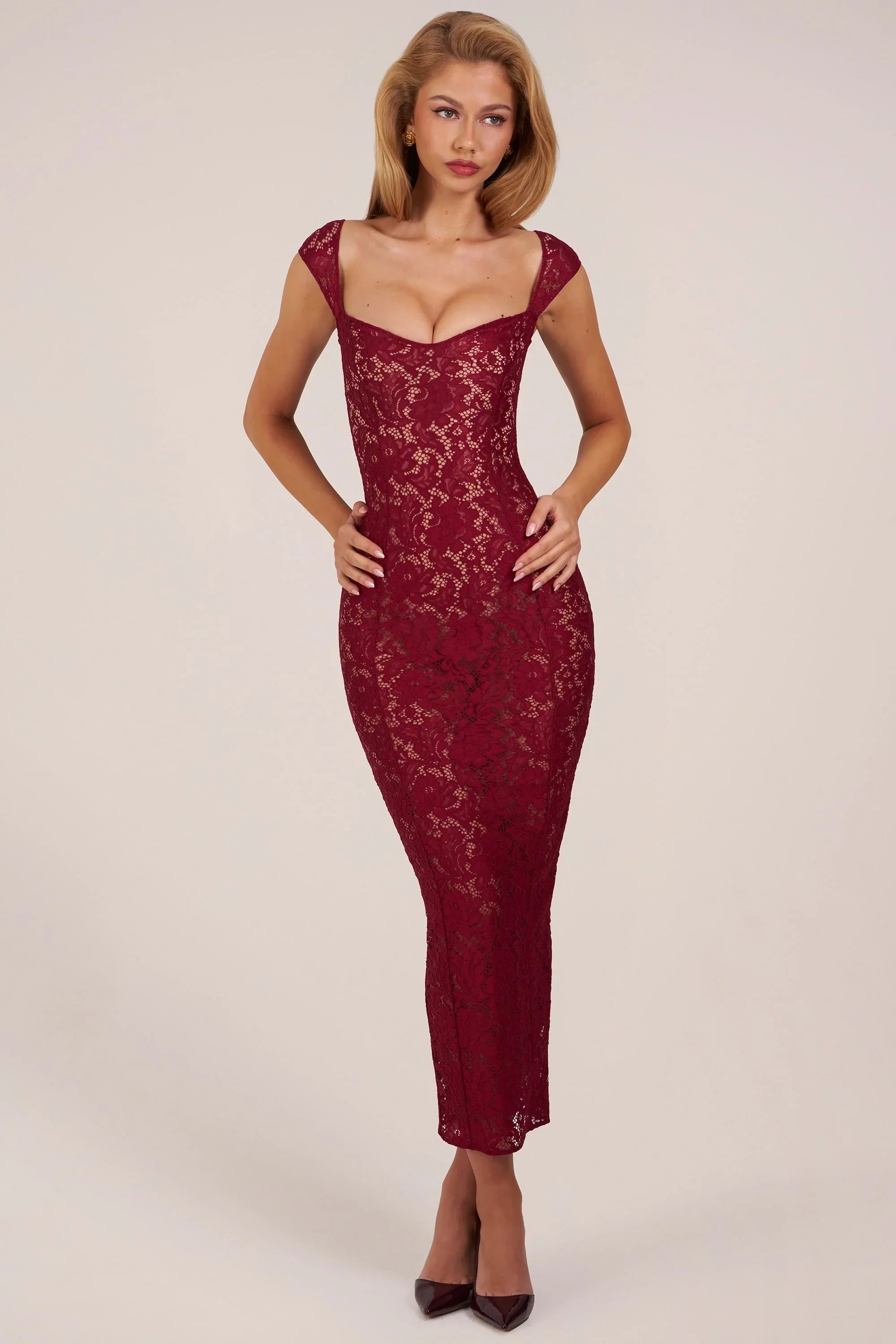 Sweetheart Neck Maxi Dress in Wine