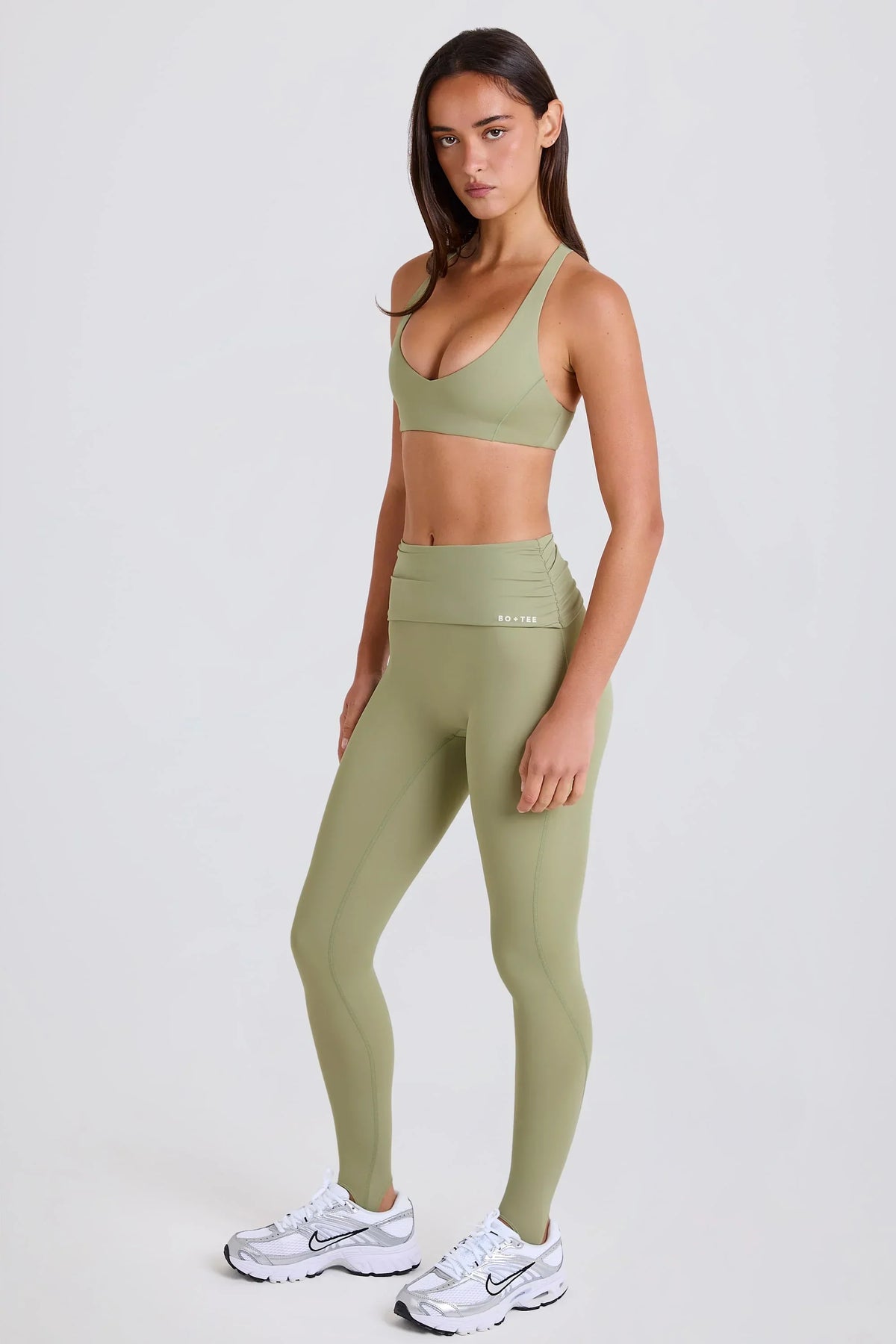 Foldover Mid Rise Stirrup Leggings in Matcha