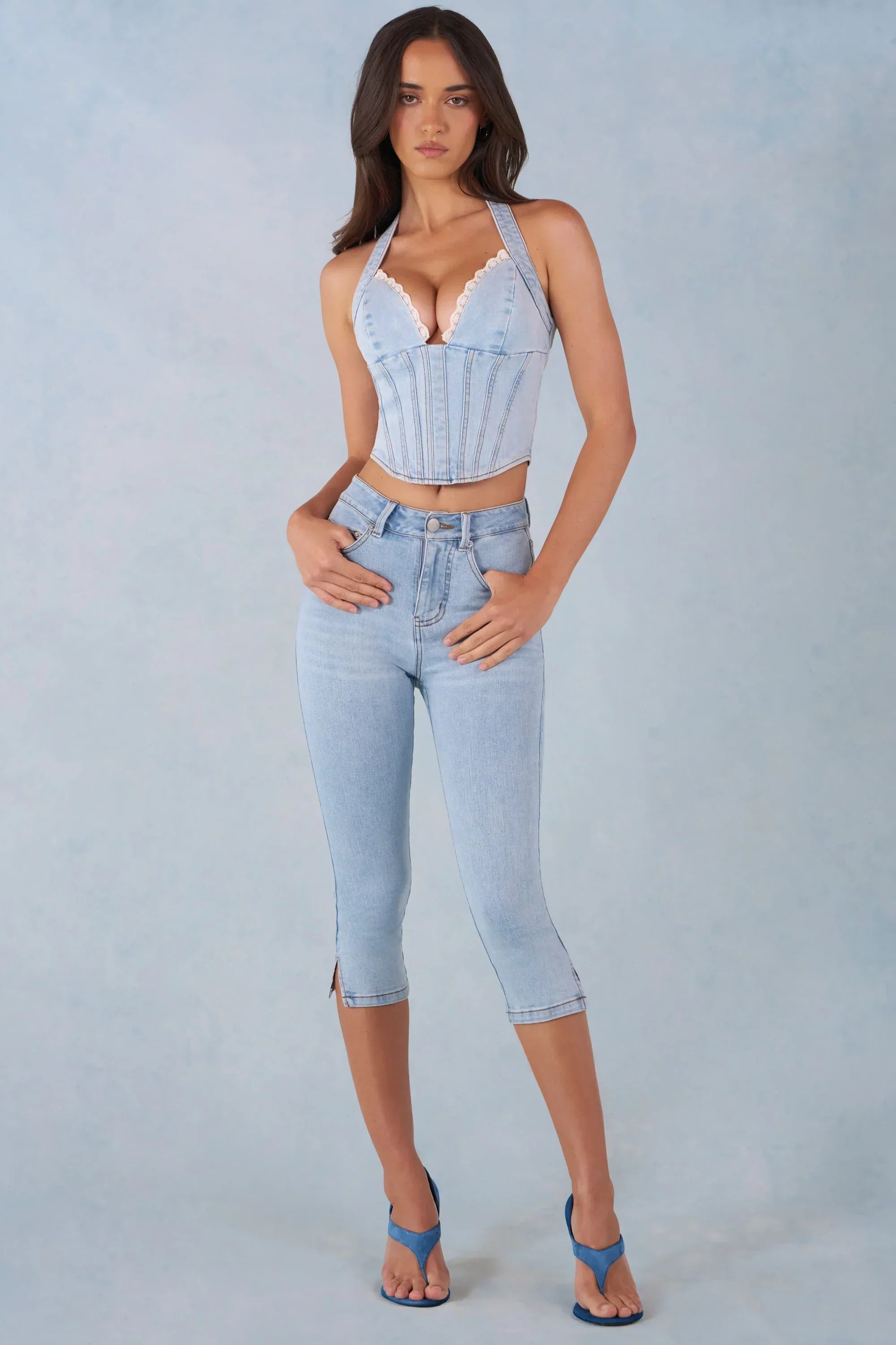 Mid Rise Denim Capri Jeans in Light Denim