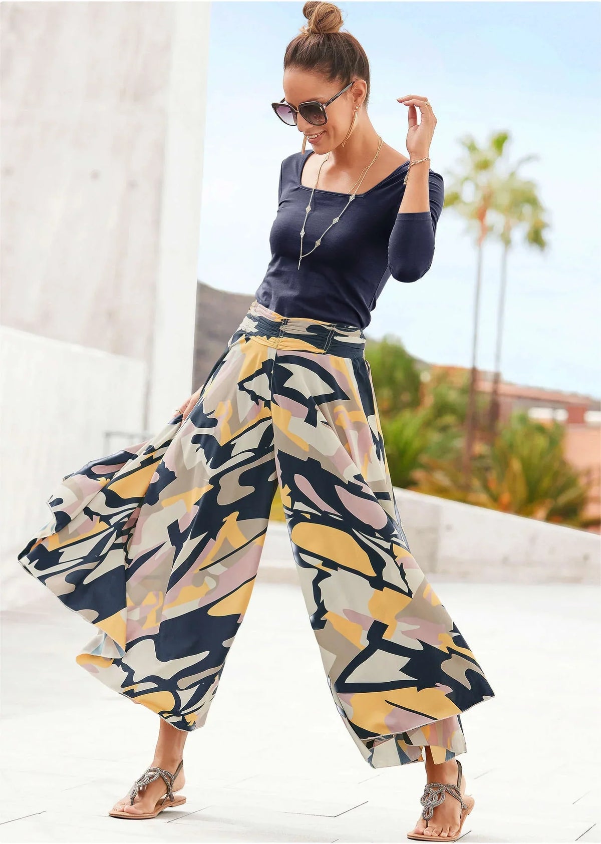 Printed Flowy Pants Navy Multi