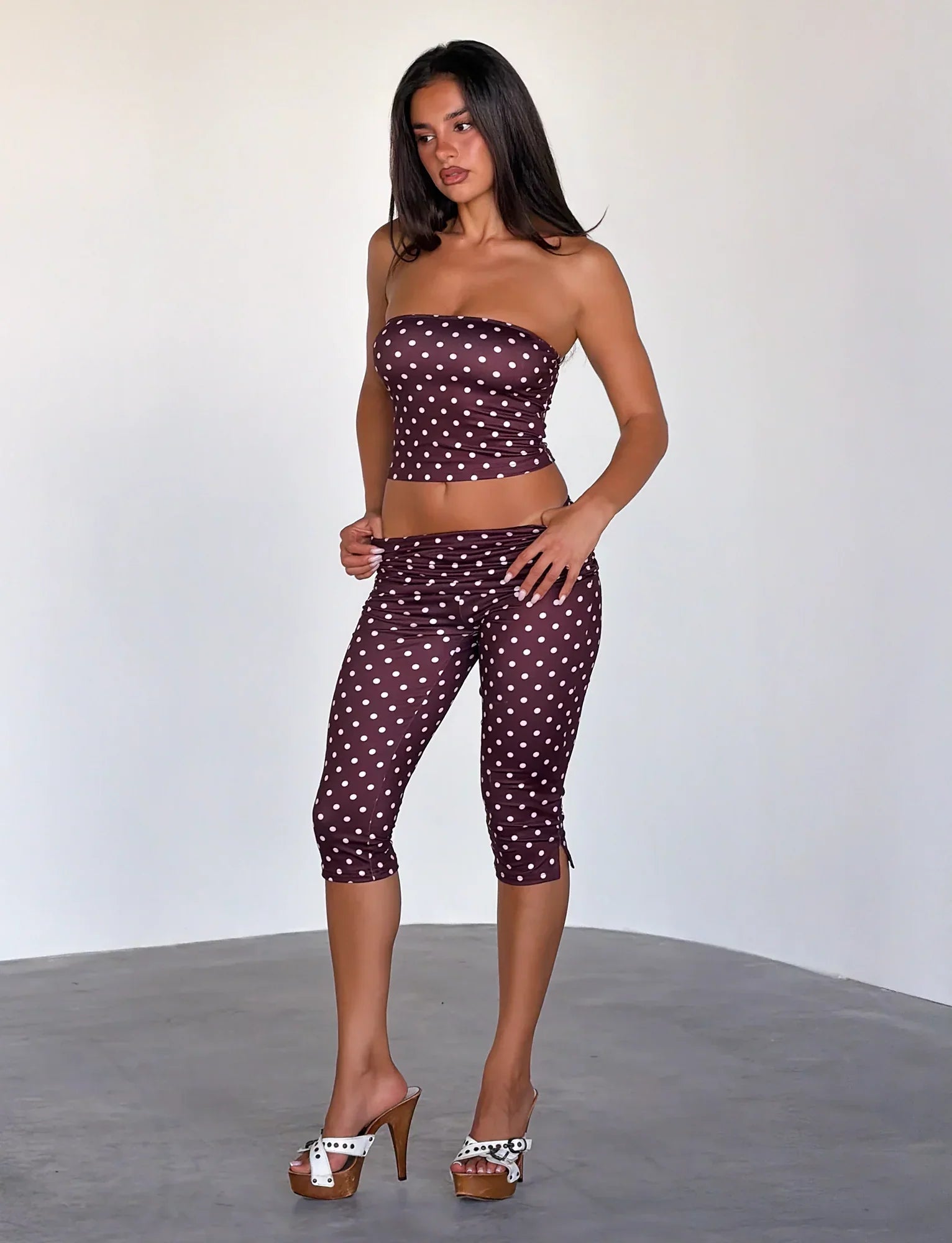 VALI POLKA DOT TOP CHOCOLATE PINK DOT