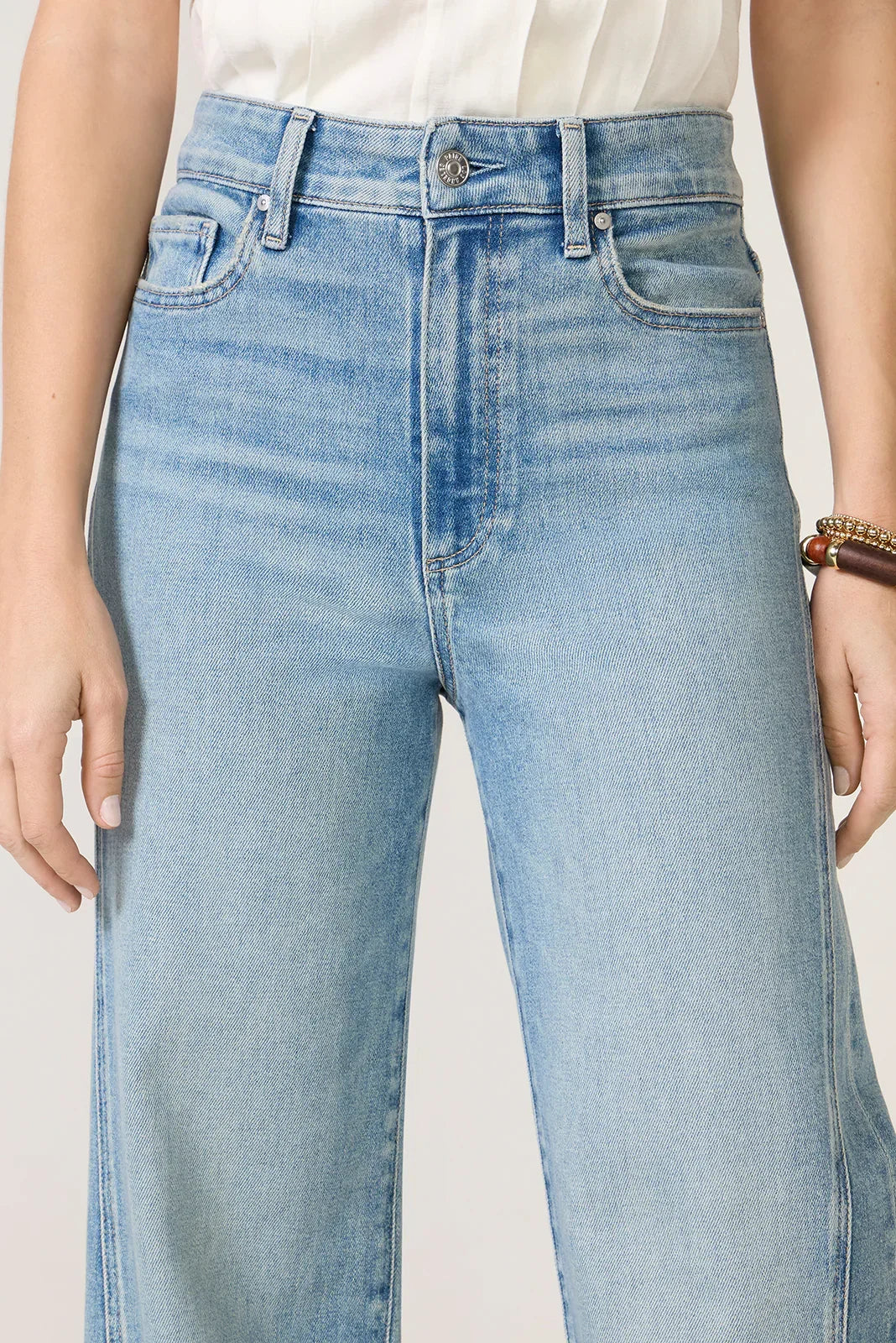 Anessa 31 W Twisted Outseam